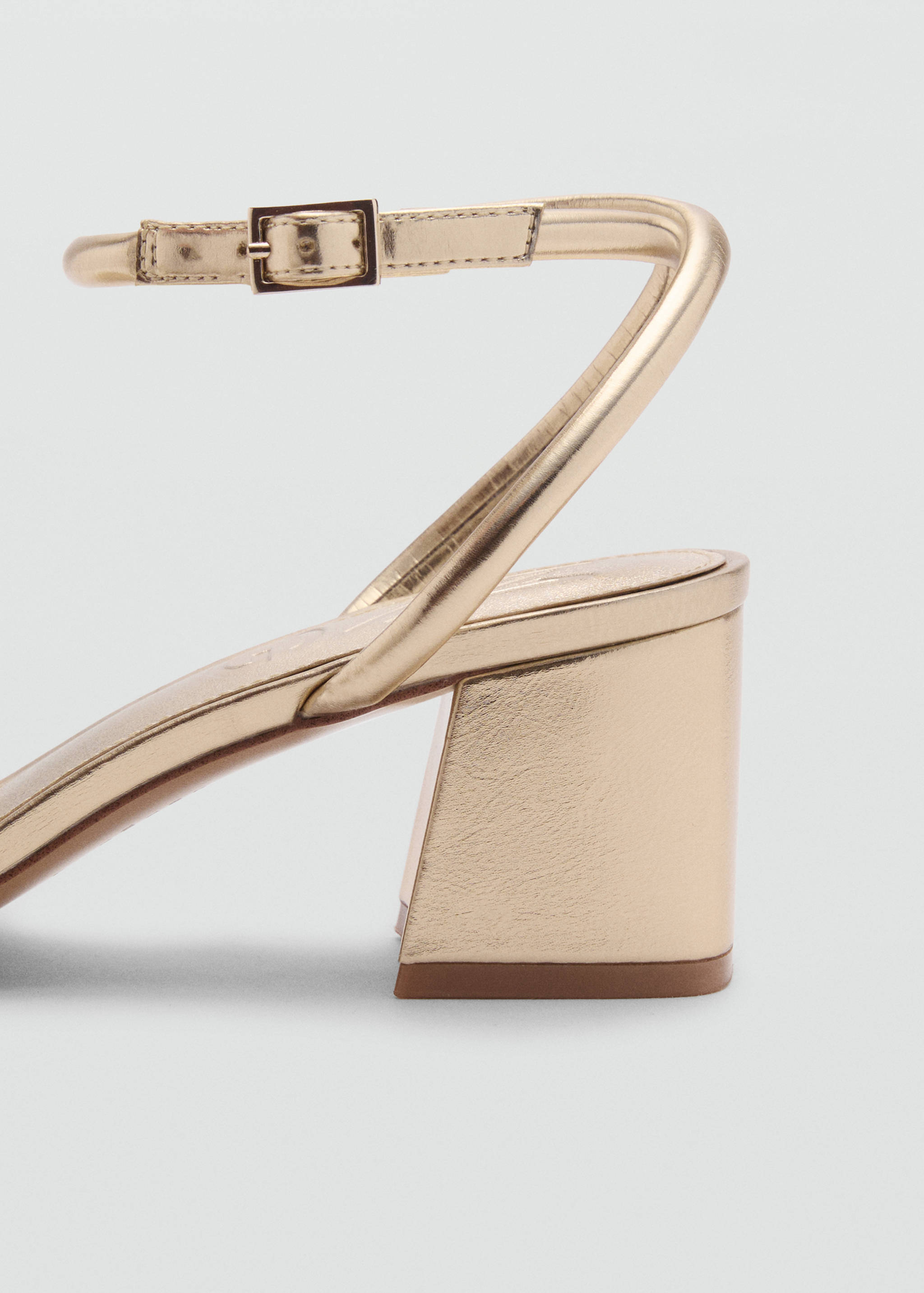 Sandalia tacón tiras metalizadas - Detalle del artículo 2