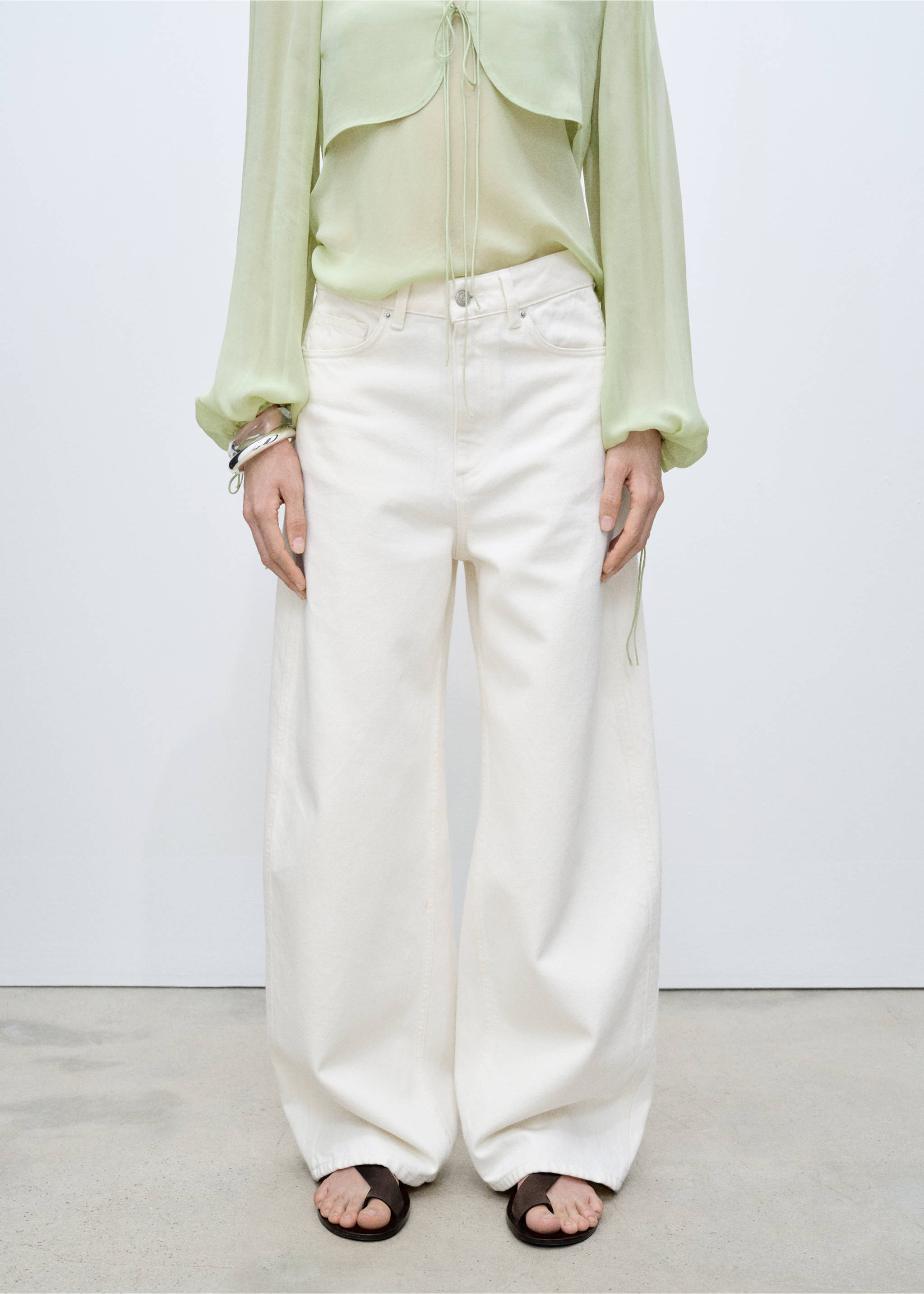 High-rise balloon jeans - Medium plane, Off White. Ref: 87065764-00.