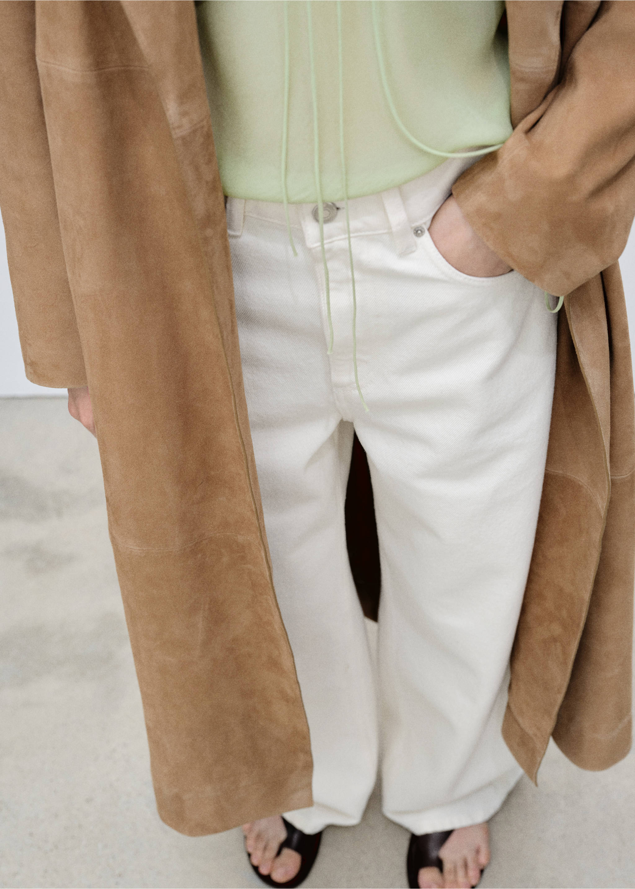 High-rise balloon jeans - Details of the article 6, Off White. Ref: 87065764-00.