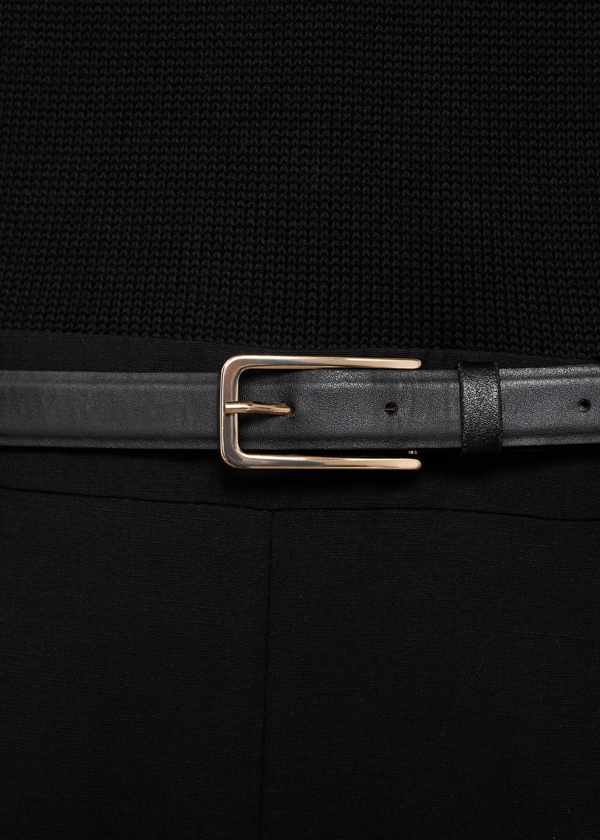 Combined-fabric jumpsuit with belt - Details of the article 8