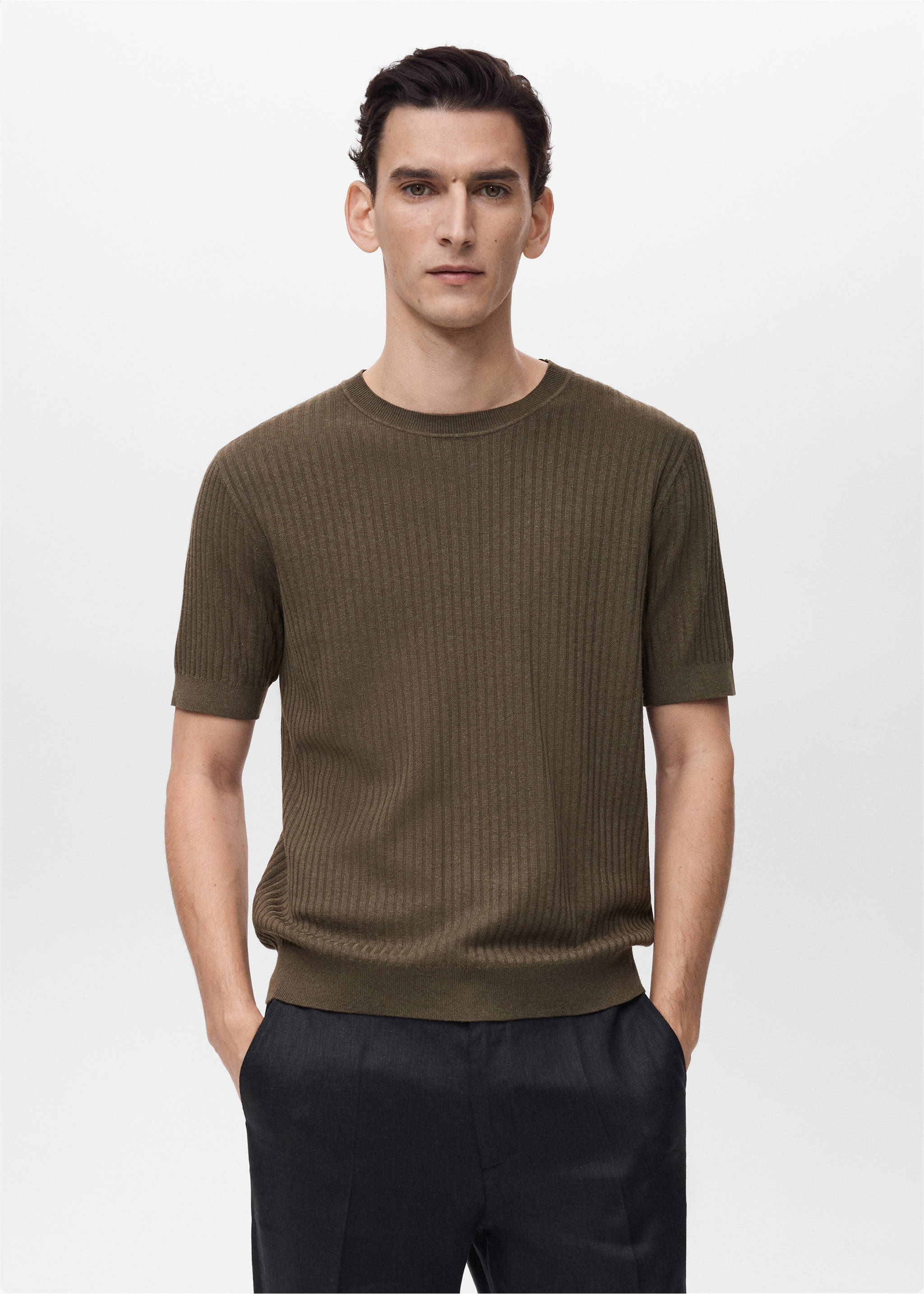 Camiseta rayas textura - Plano medio, Marrón. Ref: 87065933-00.