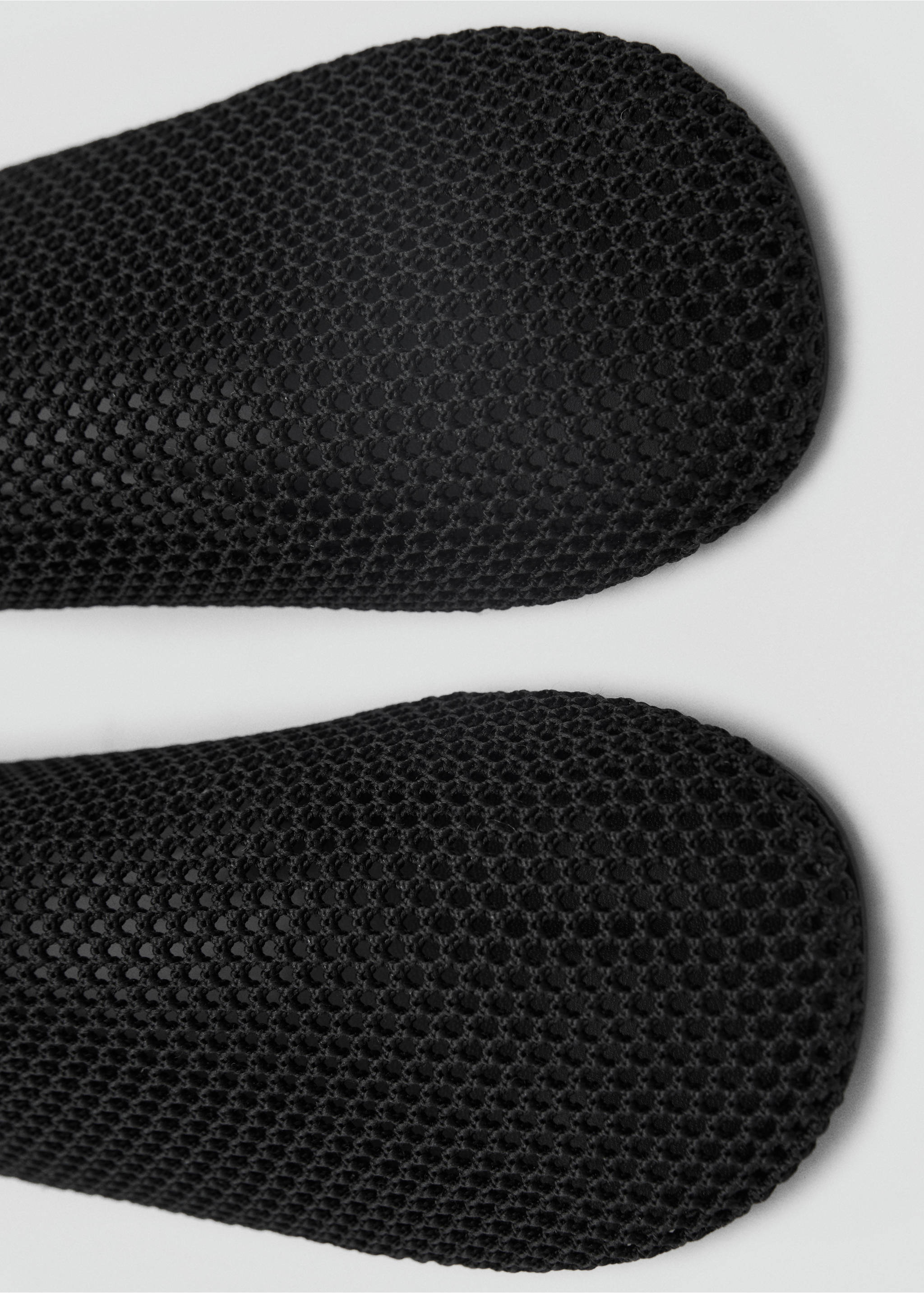 Soft mesh shoes - Details of the article 1, Black. Ref: 87065935-00.