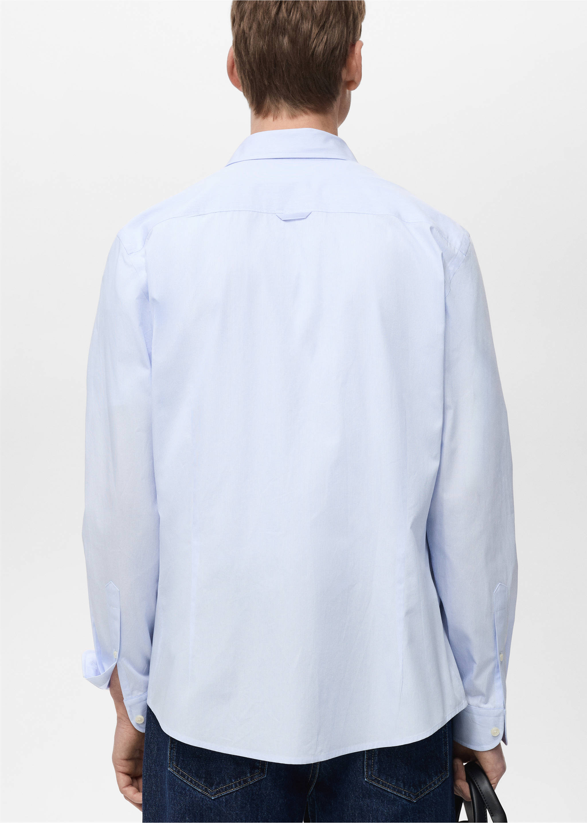 Slim Fit-Streifenhemd aus 100 % Baumwolle - Rückseite des Artikels, Himmelblau. Ref: 87065937-00.