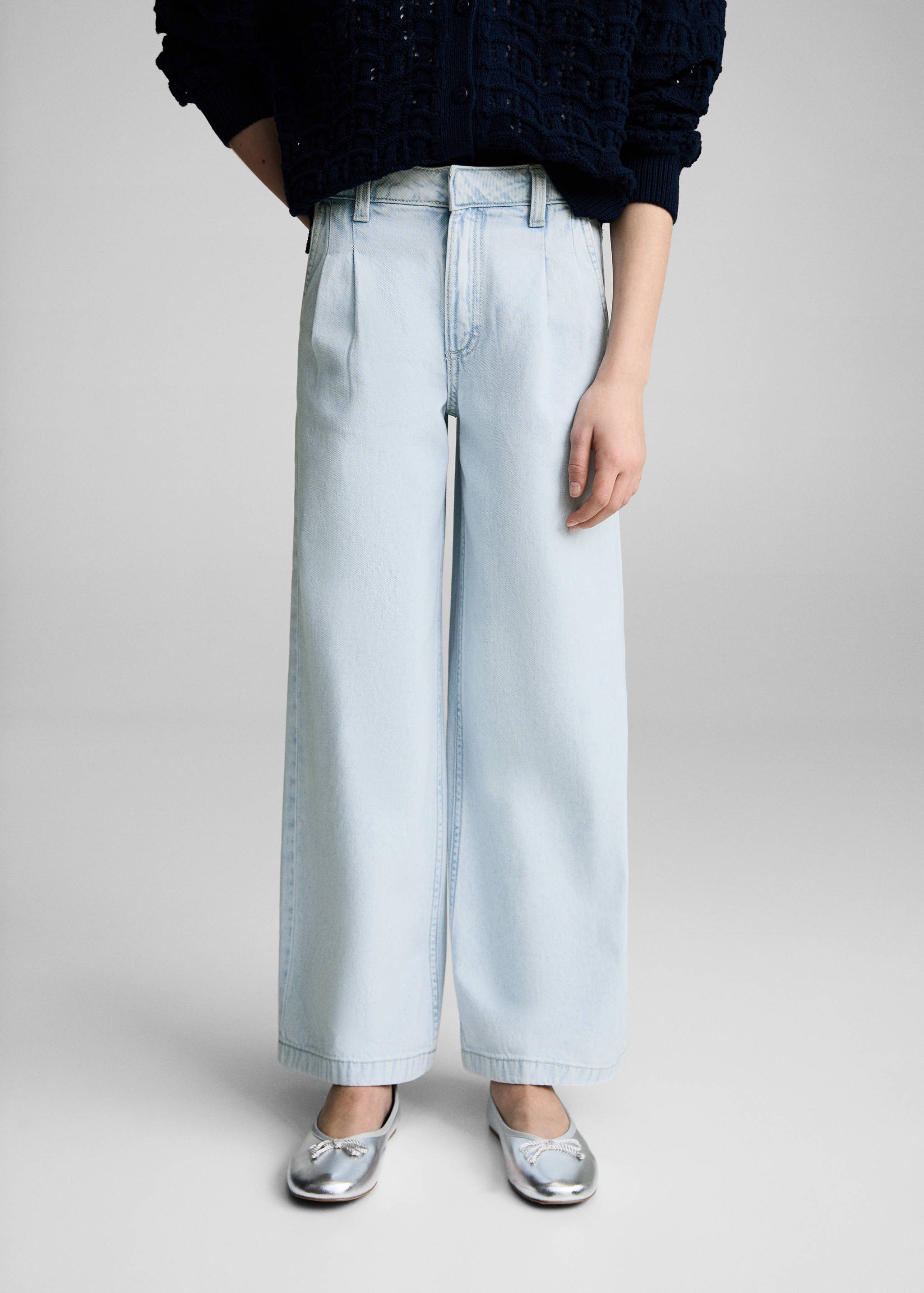 Gerade Jeans mit Bundfalten-Detail - Detail des Artikels 3