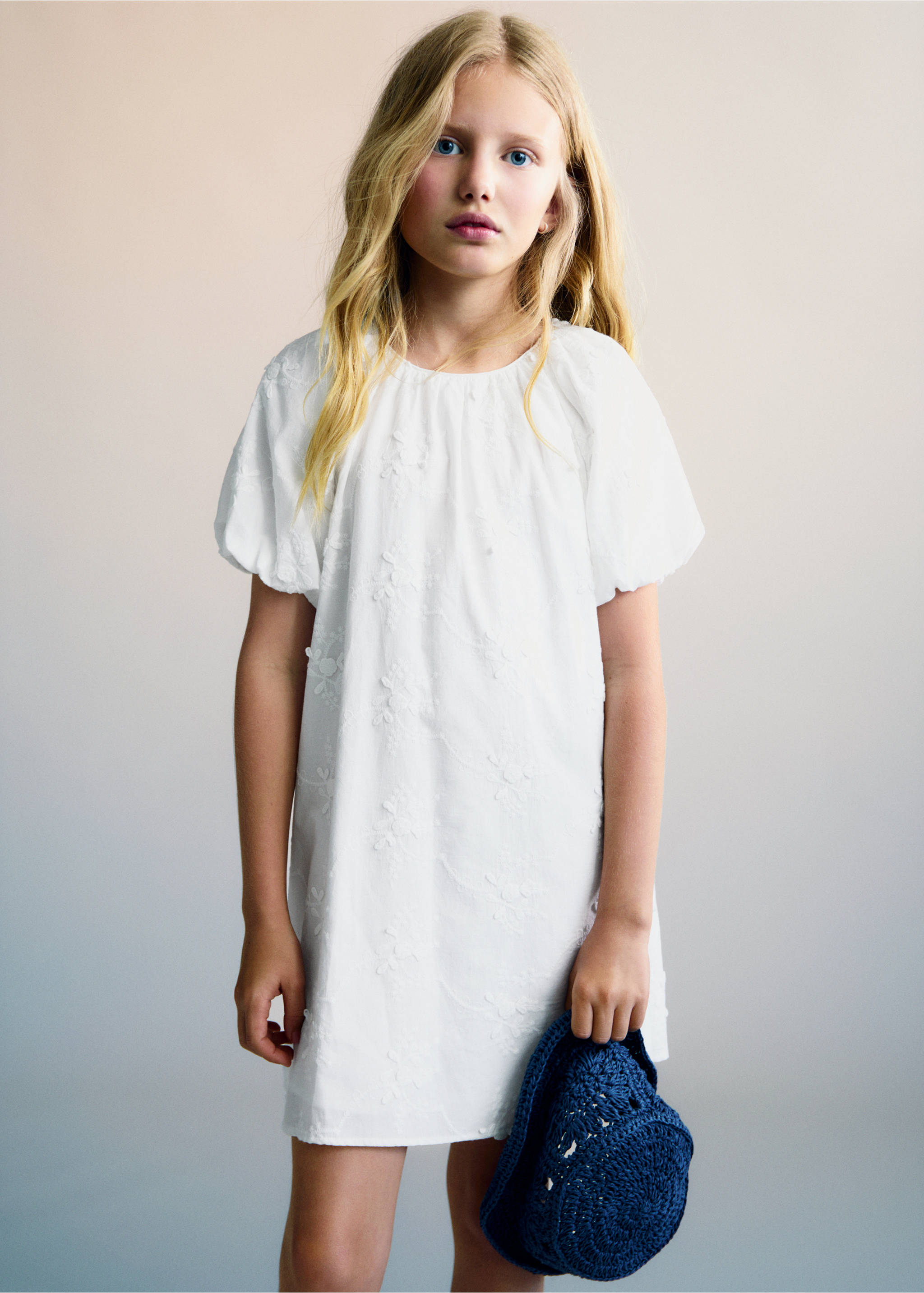 Embroidered detail dress - Medium plane, White. Ref: 87065949-00.