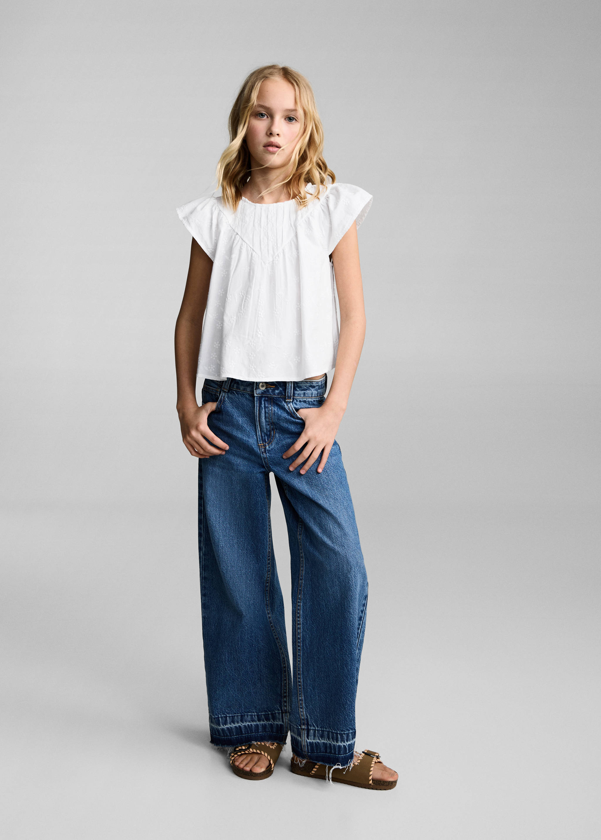 Bavlněná halenka s výšivkami - Celkový náhled