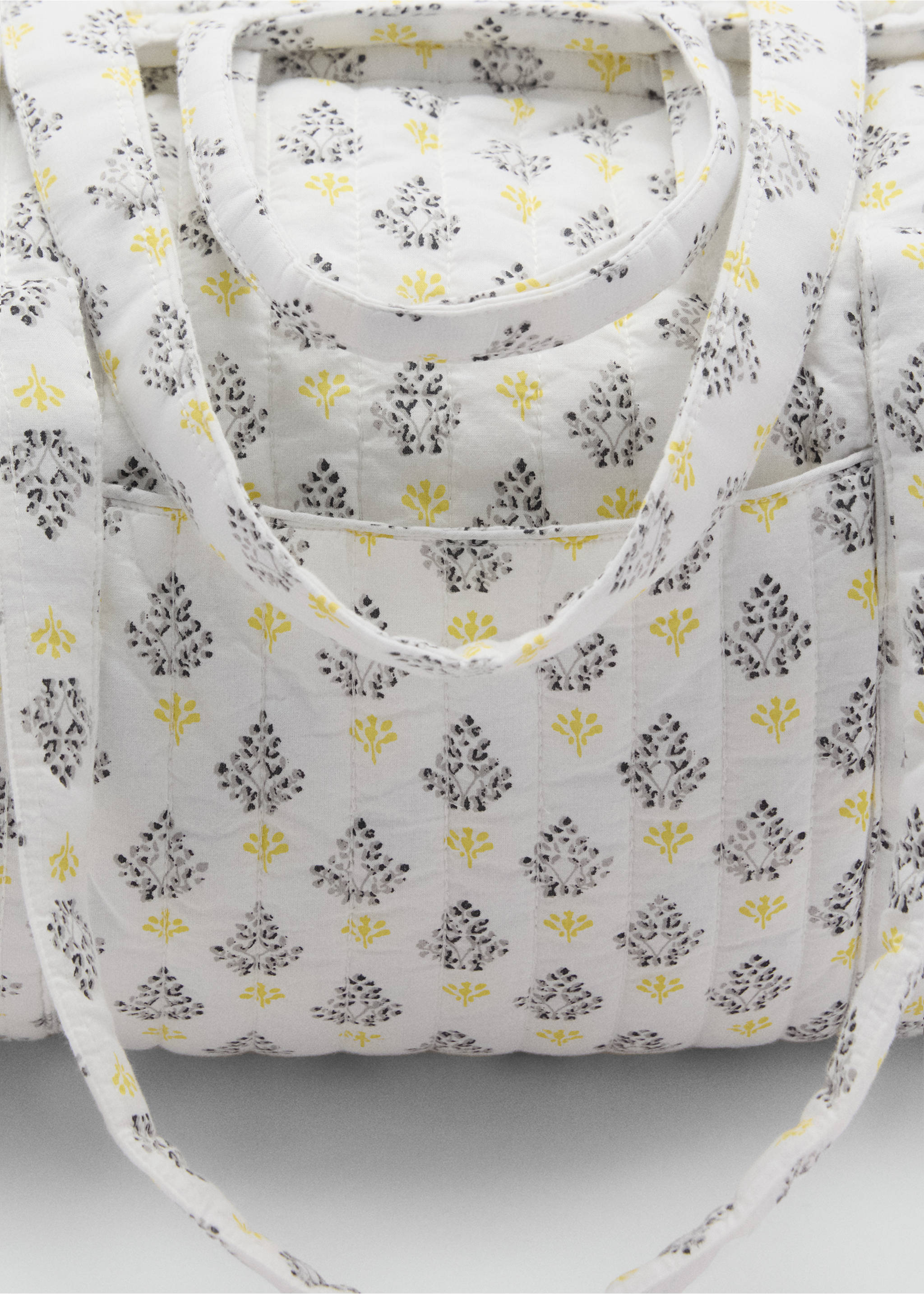 Maternity Bag - Details of the article 2, Yellow. Ref: 87065955-00.