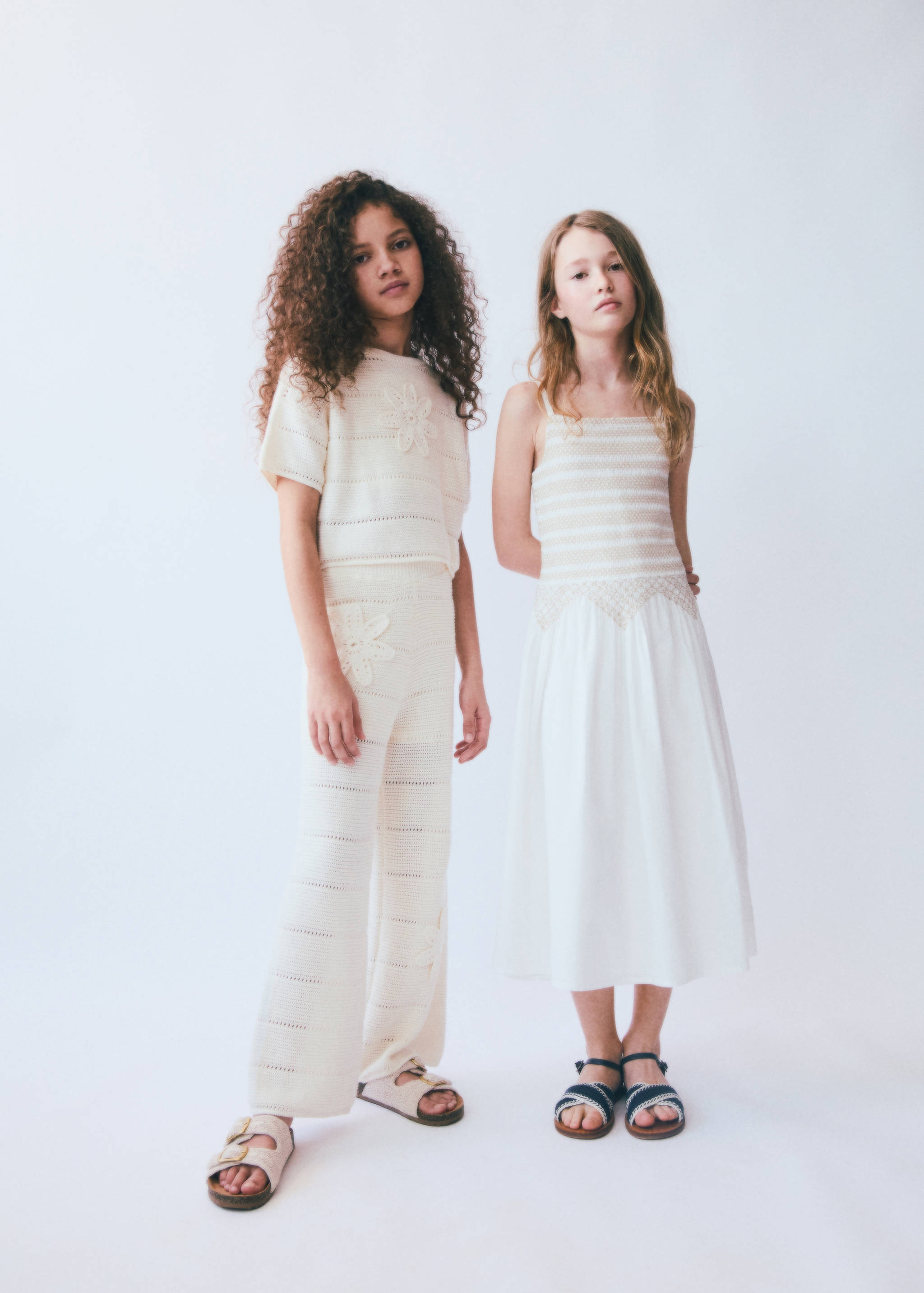 Knitted trousers with crochet detail - Details of the article 6