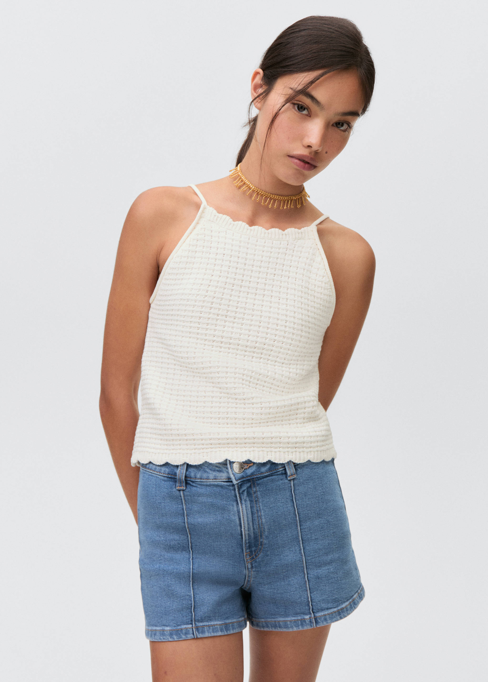 Stricktop mit Lochmuster - Mittlere Ansicht