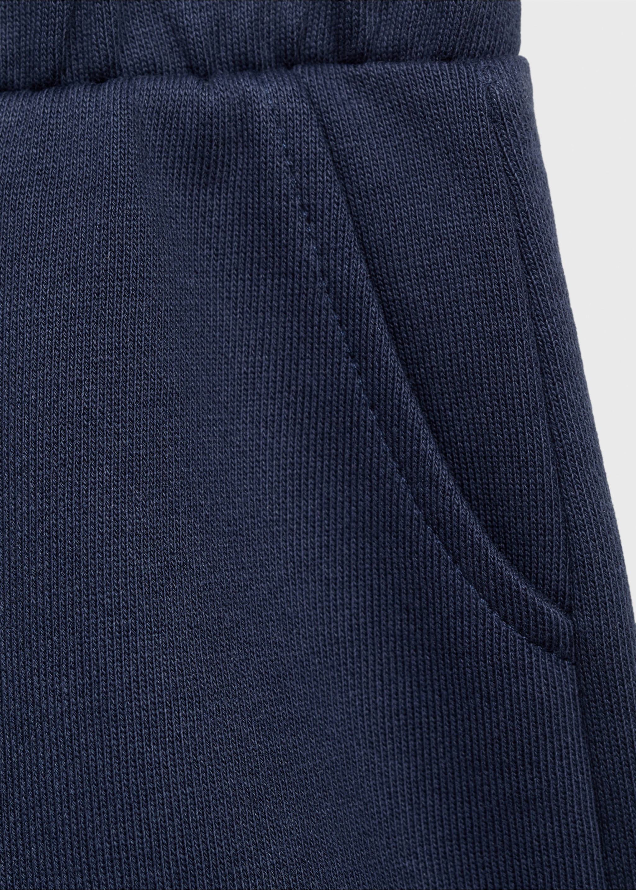 Shorts mit Rüschensaum - Detail des Artikels 8, Dunkles Marineblau. Ref: 87066343-00.