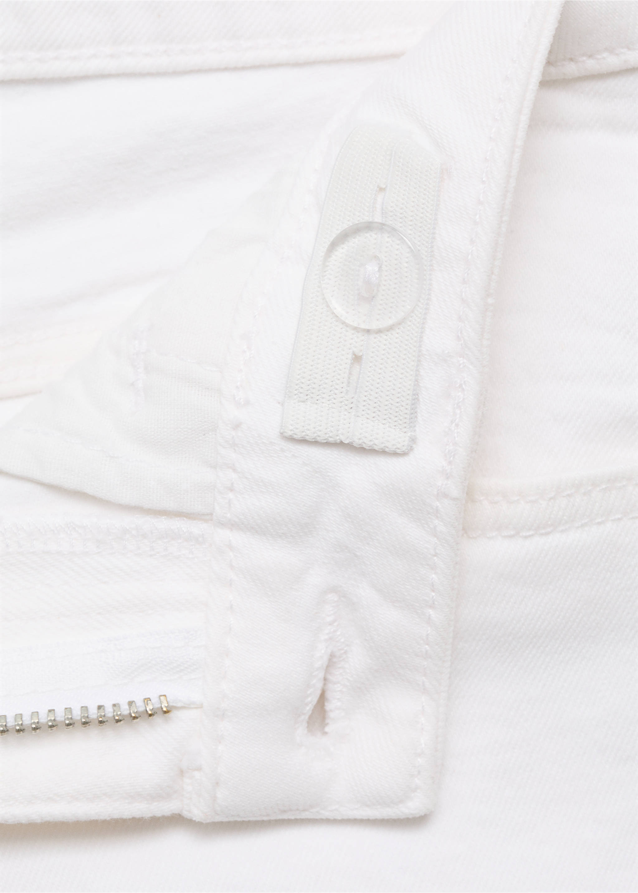Denim Bermuda shorts - Details of the article 8, White. Ref: 87066346-00.
