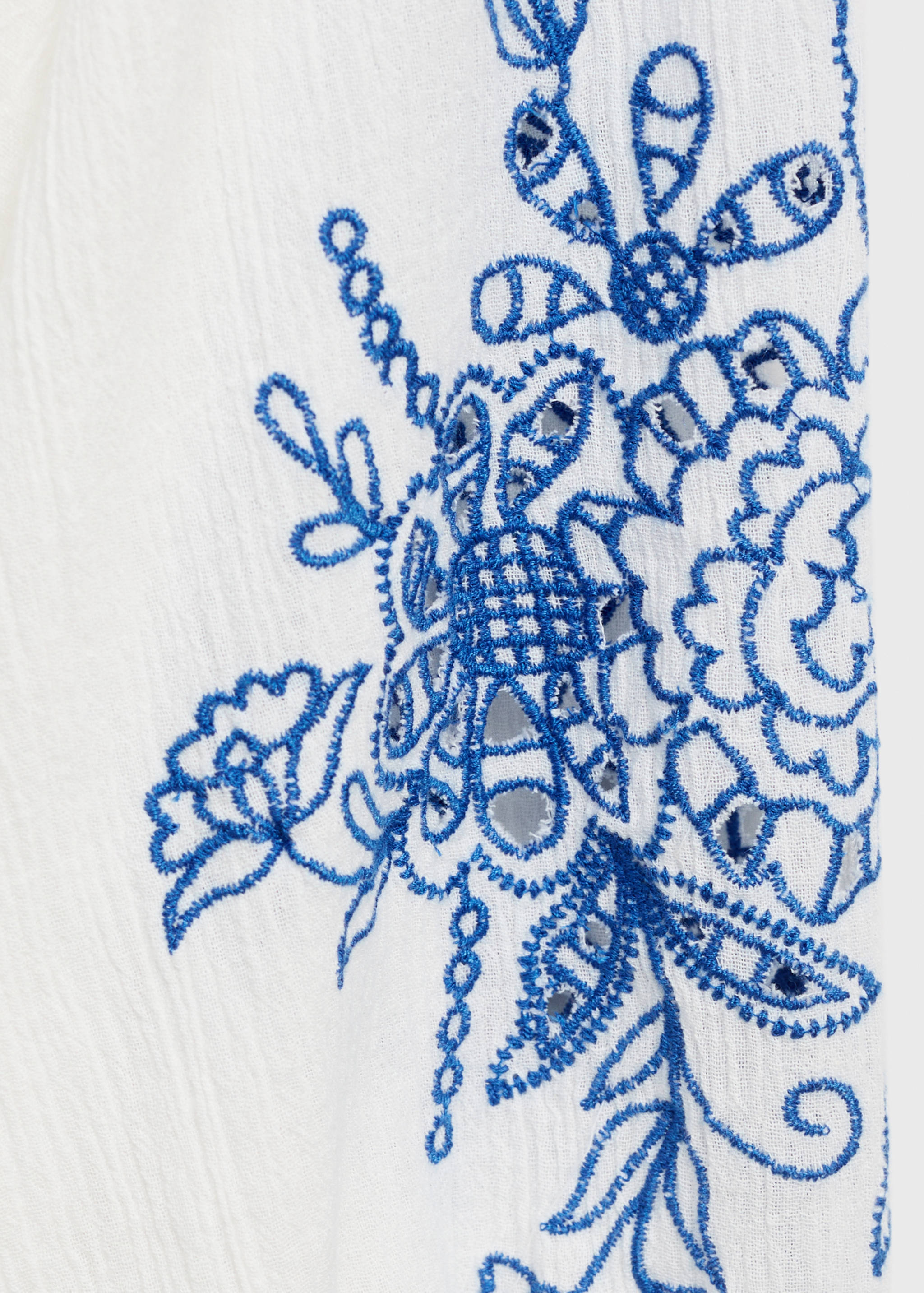 Blouse brodée manches bouffantes - Détail de l'article 0