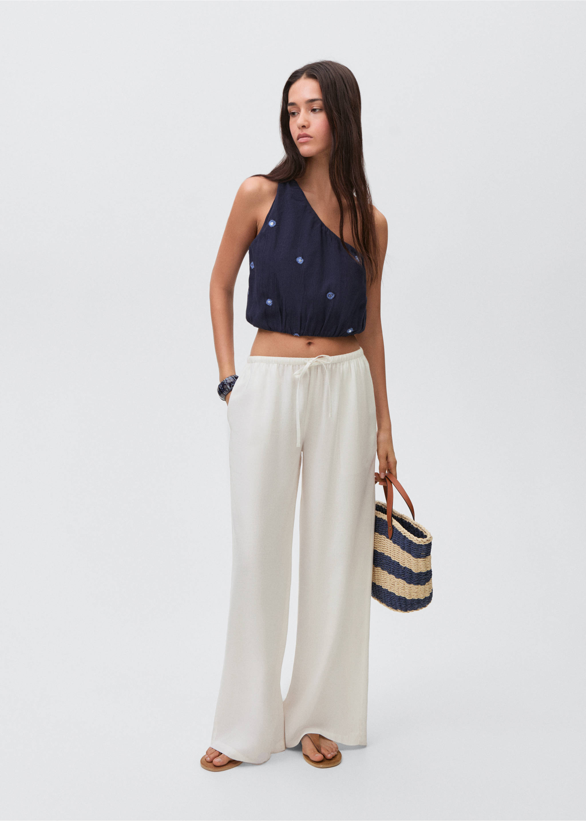 Pantalons rectes lli - Pla general, Blanc trencat. Ref: 87066348-00.