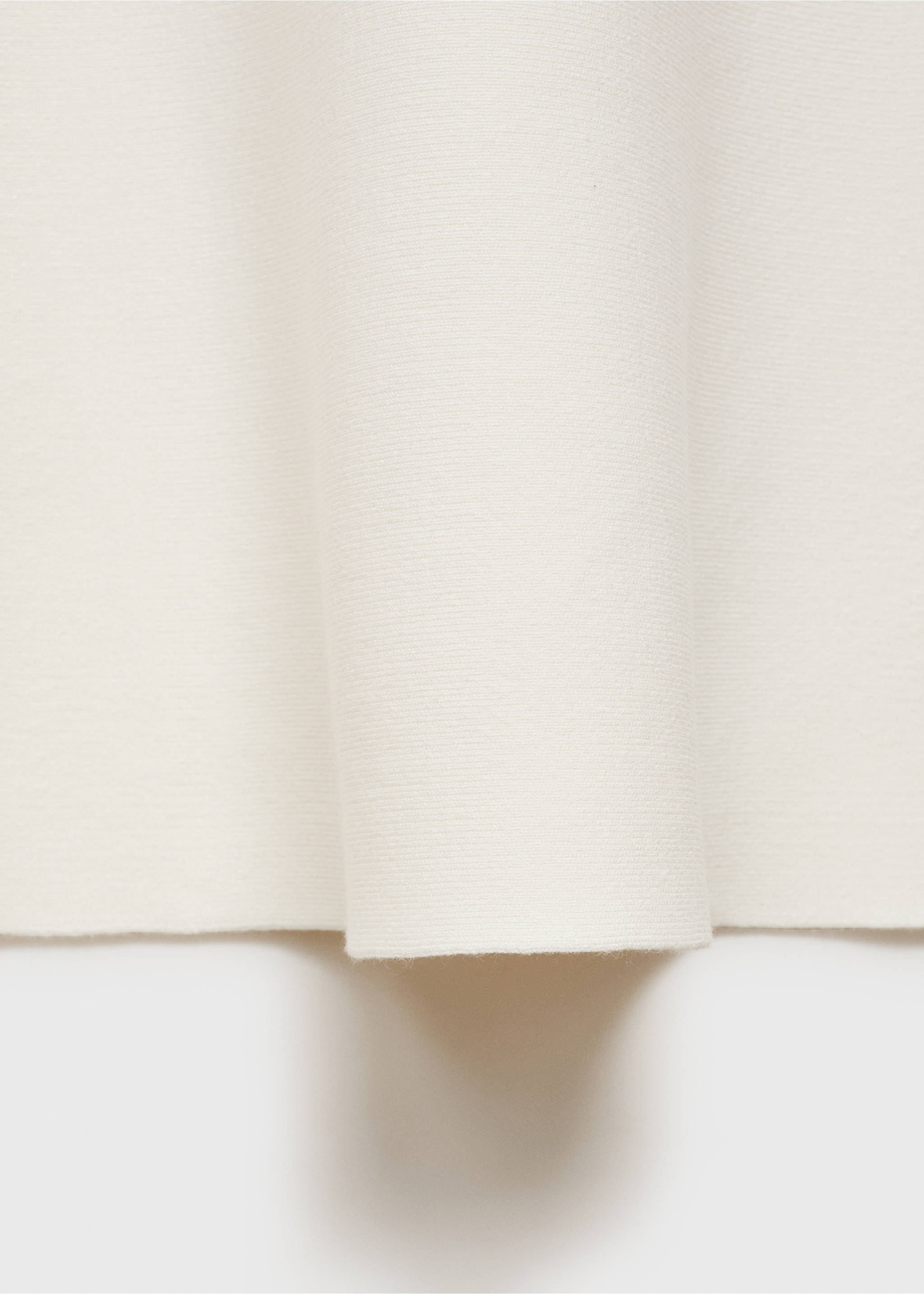 Fine-knit peplum skirt - Details of the article 8, Ecru. Ref: 87066367-00.
