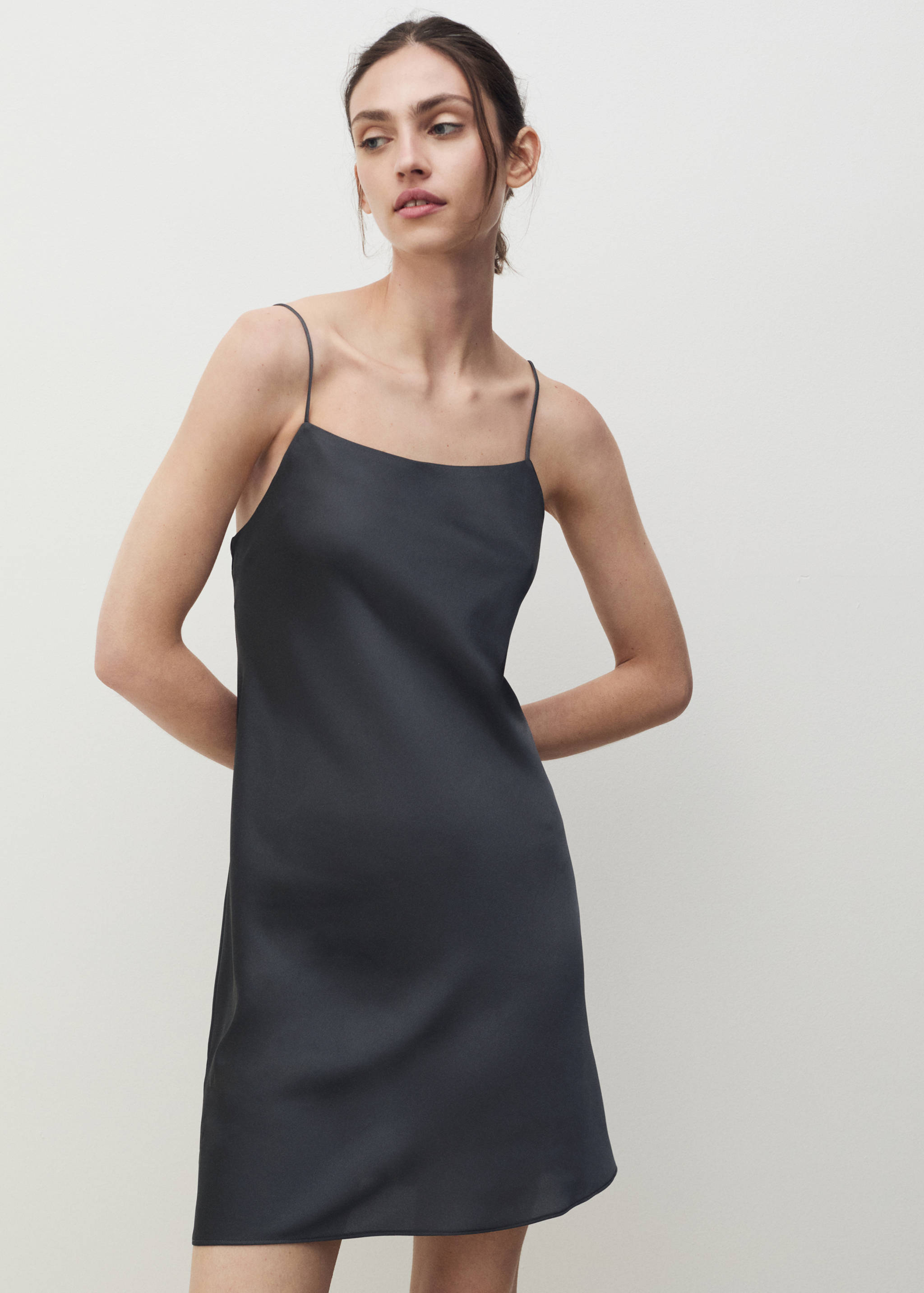 Nuisette satinée - Plan moyen