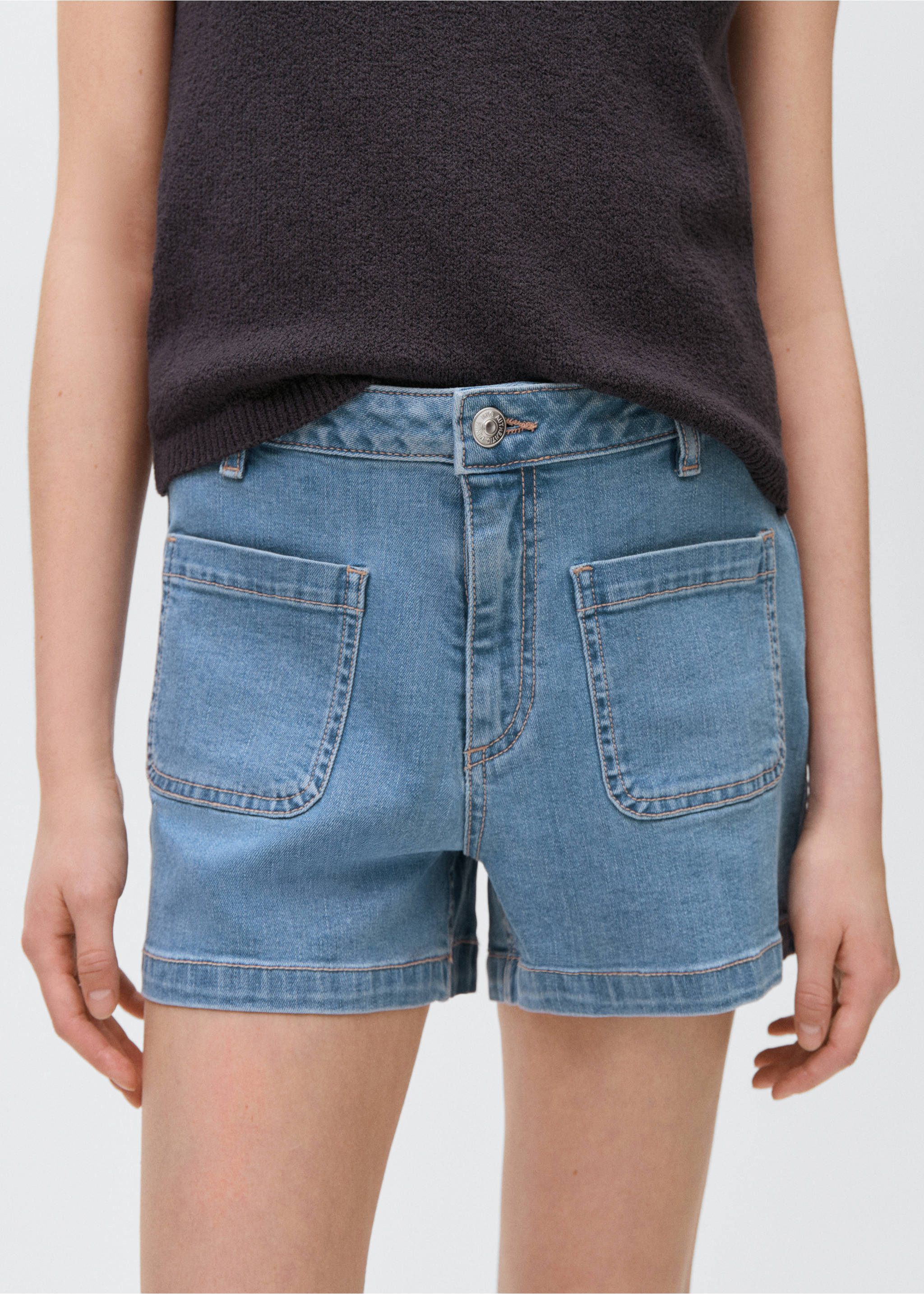 Shorts vaqueros bolsillos - Detalle del artículo 6, Azul claro. Ref: 87066714-00.