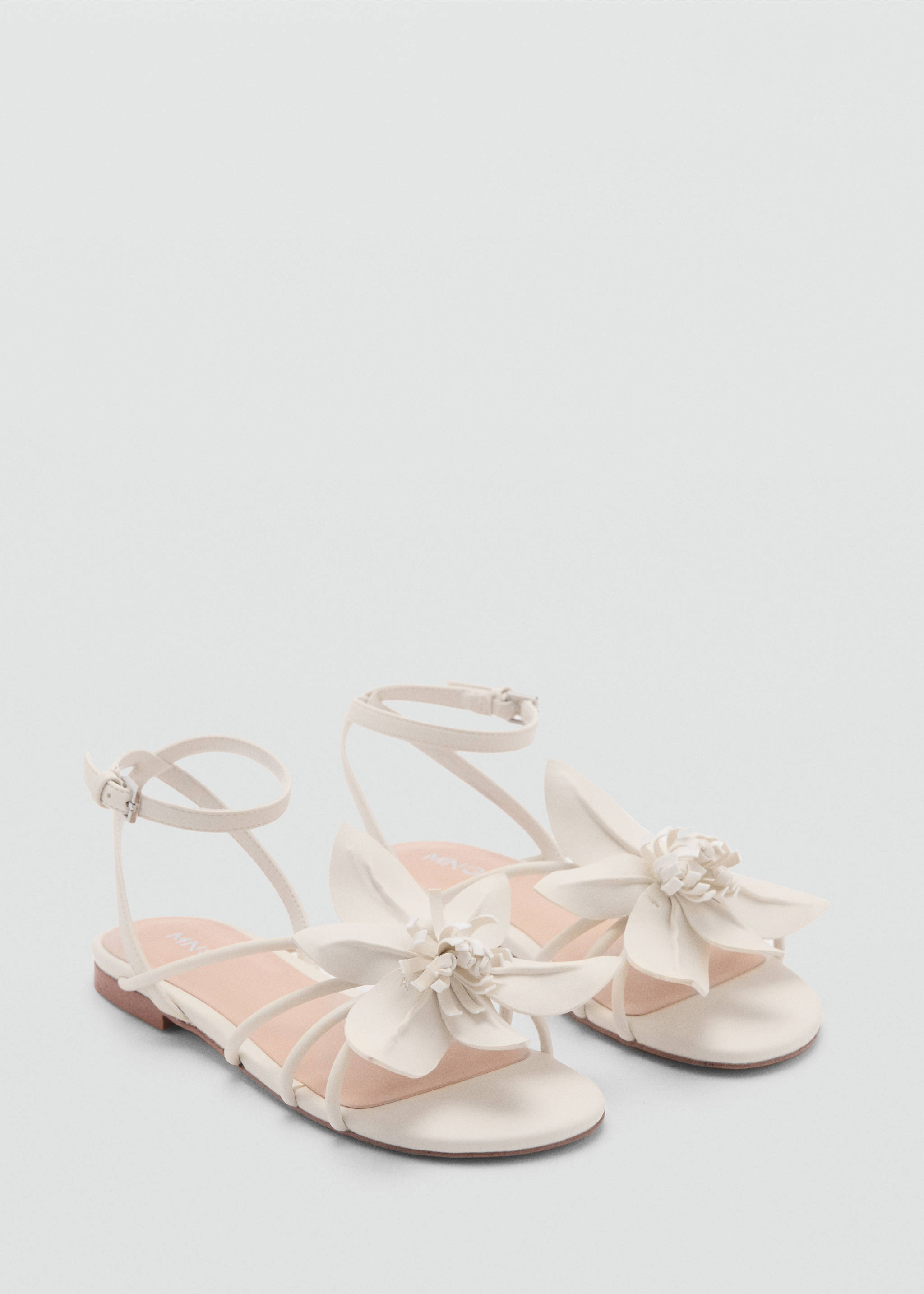 Sandals with flower strap - Medium plane, White. Ref: 87066718-00.