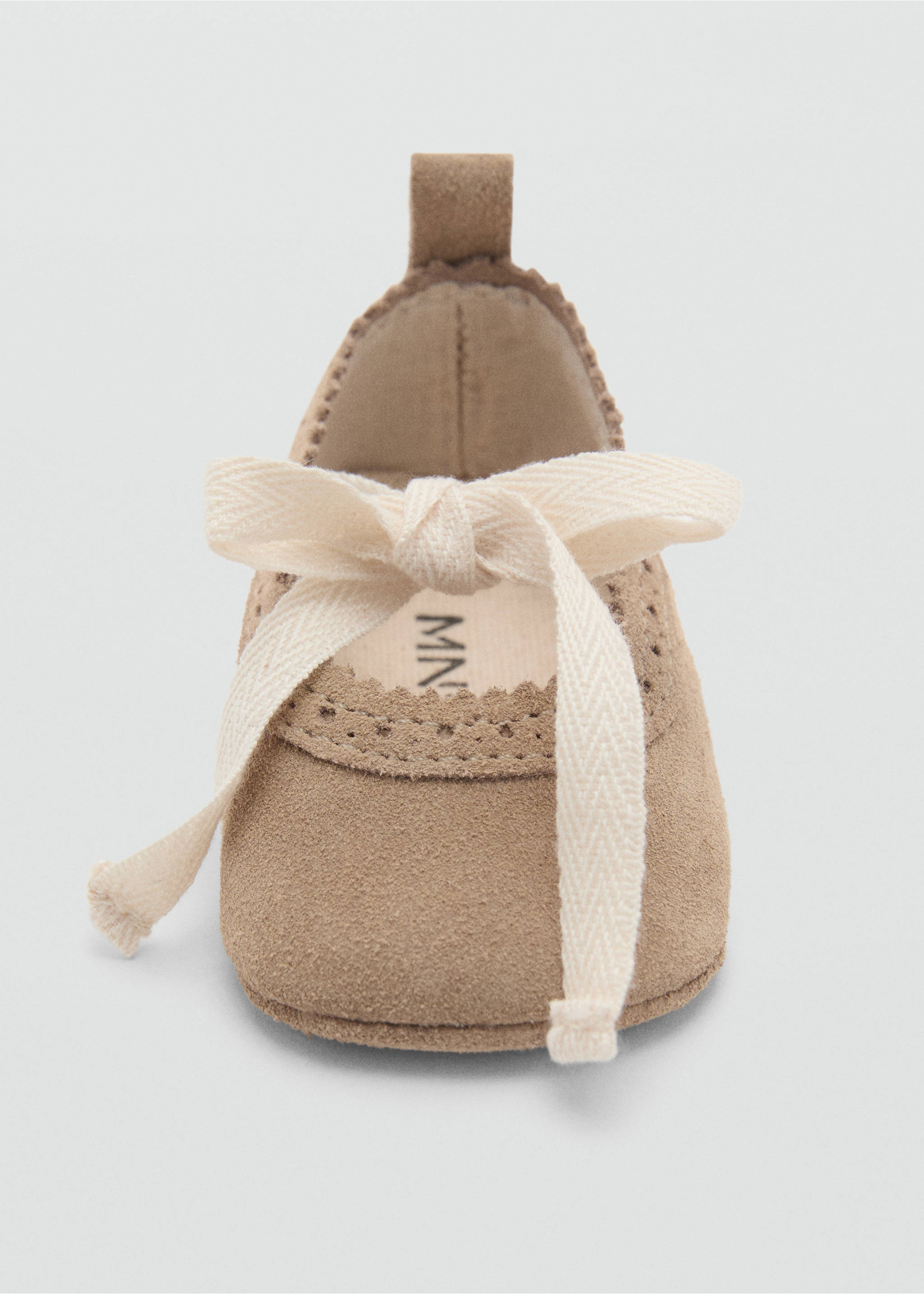 Ballet flats with leather bow - Details of the article 2, Sand. Ref: 87066730-00.