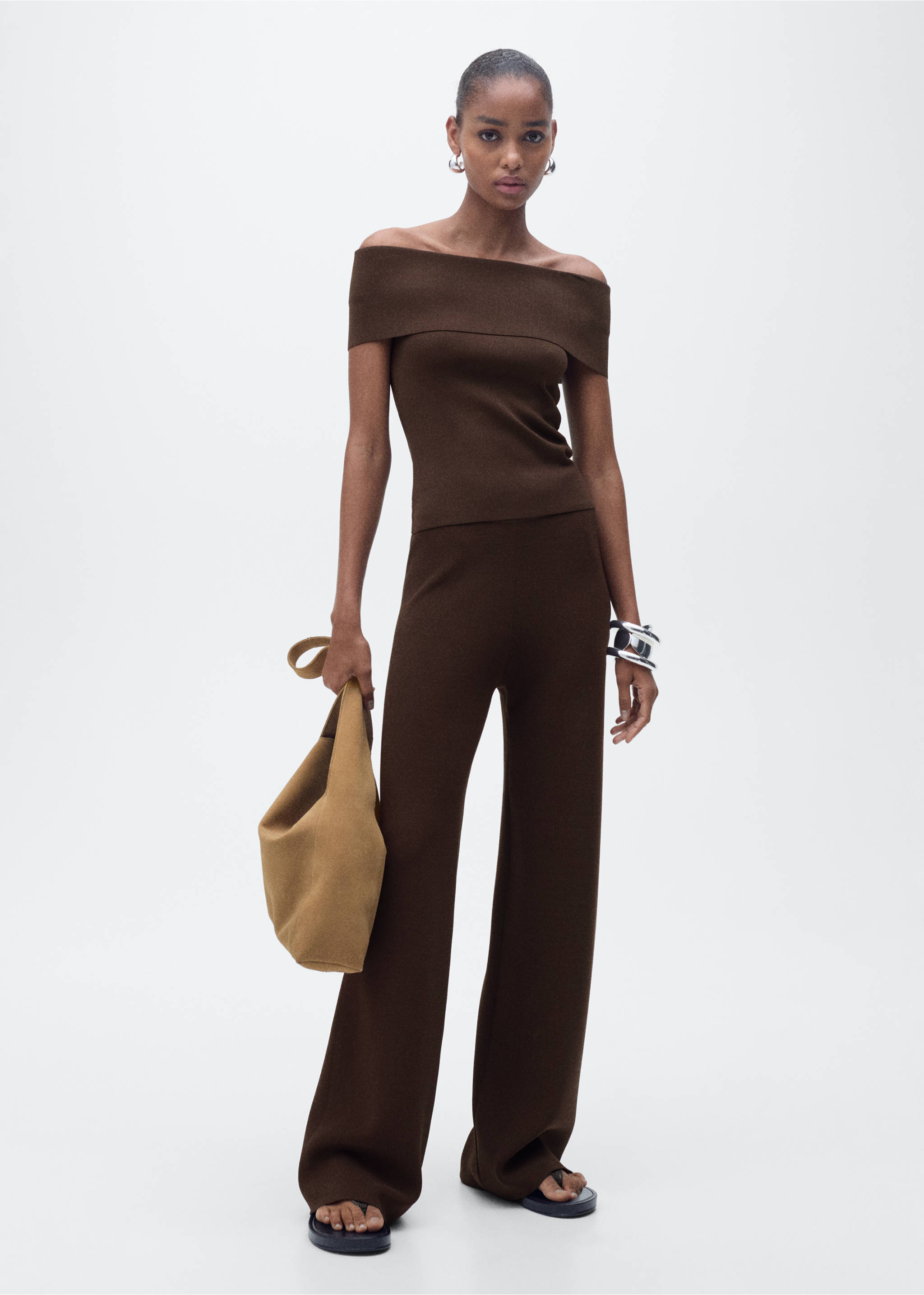 Pantalón recto punto - Plano general, Chocolate. Ref: 87067172-00.