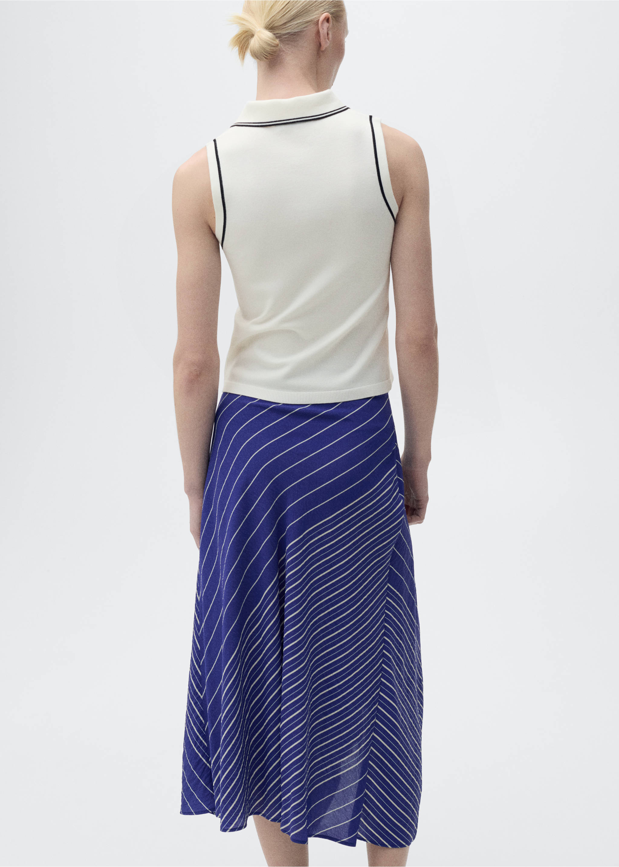 Polo-neck knitted top with contrasting trims - Reverse of the article, Ecru. Ref: 87067176-00.