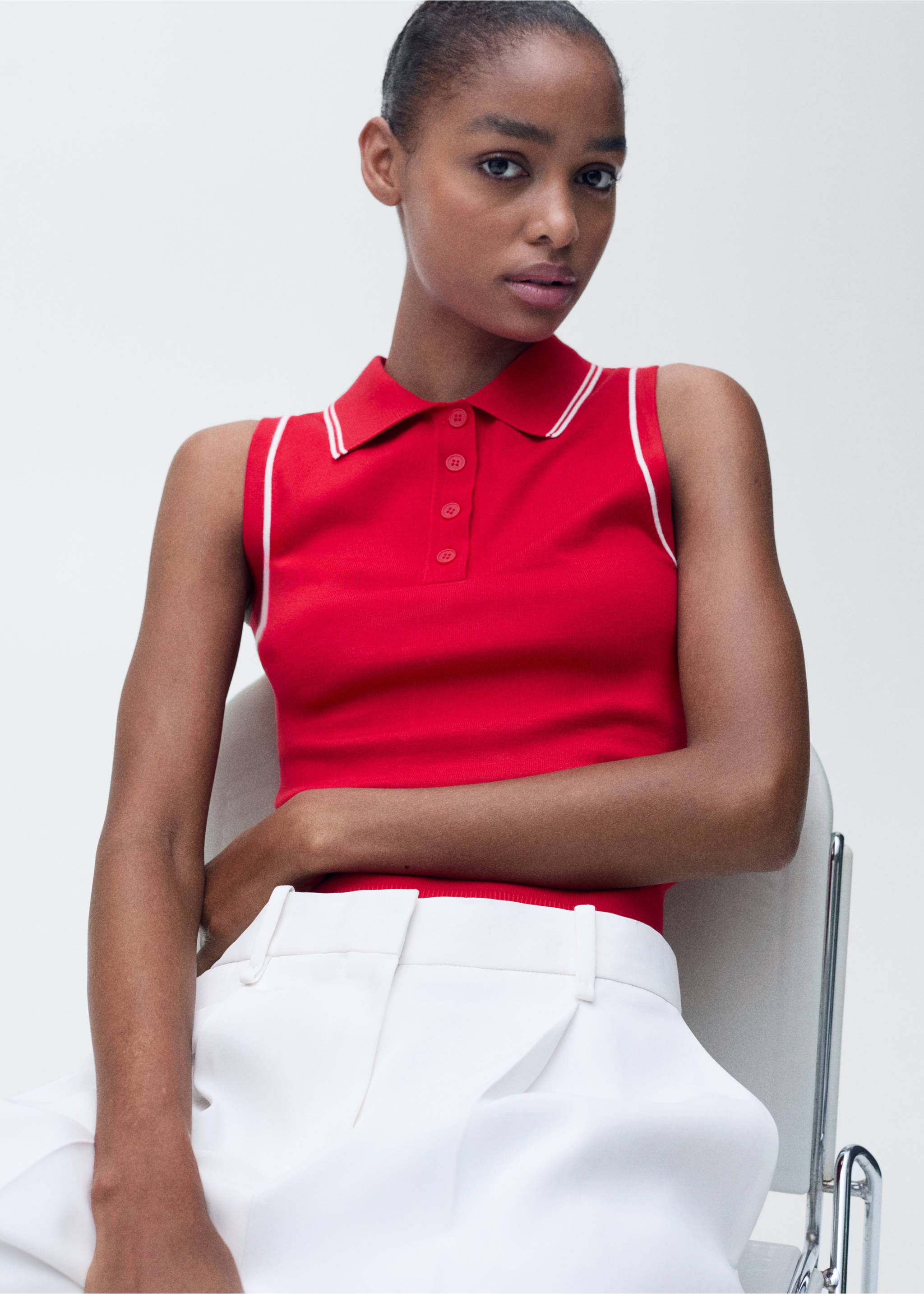 Polo-neck knitted top with contrasting trims - Details of the article 2, Red. Ref: 87067176-00.