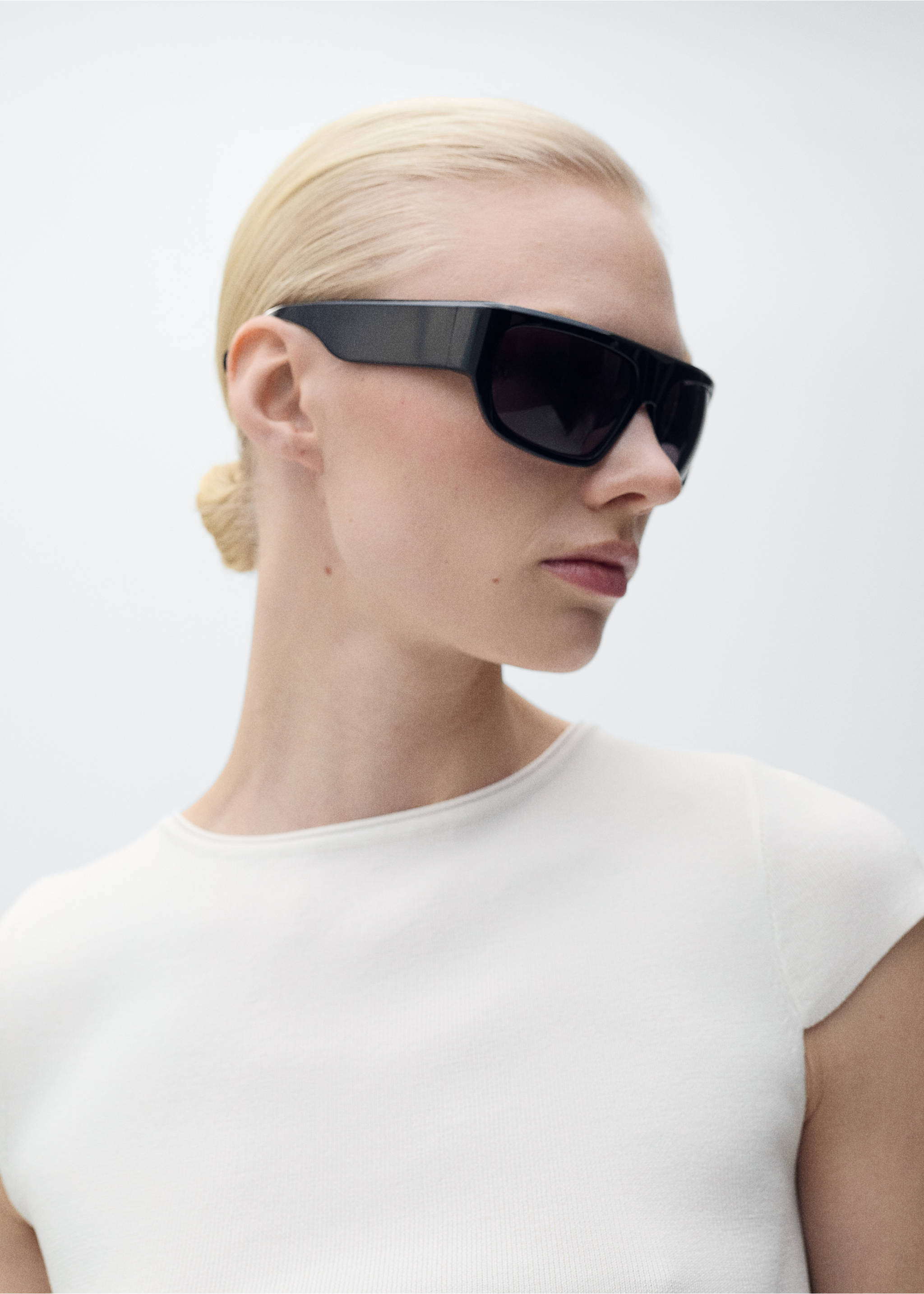 Asymmetrical low knit jersey - Medium plane, Ecru. Ref: 87067182-00.