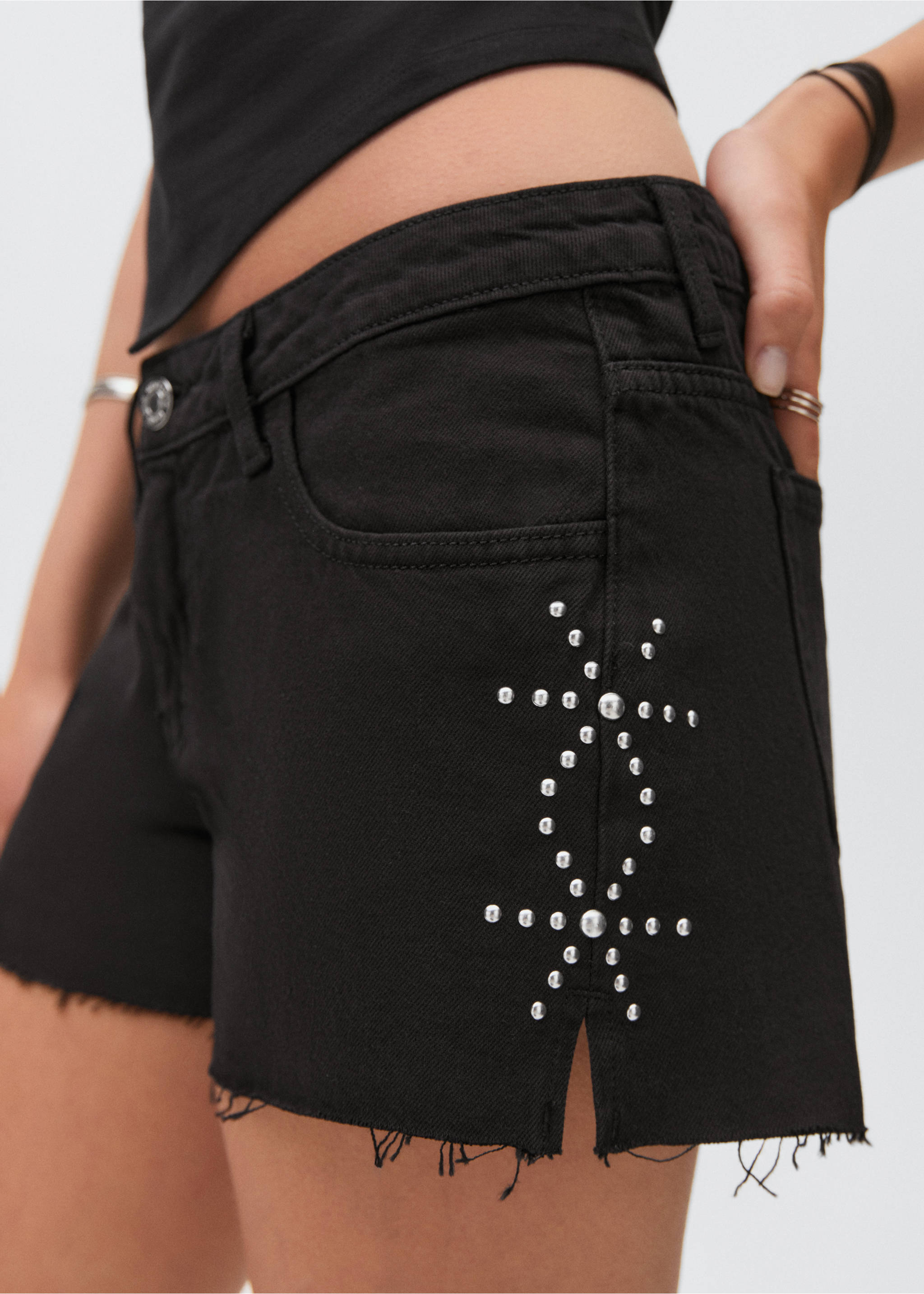 Shorts vaqueros tachuelas - Detalle del artículo 3, Denim negro. Ref: 87067187-00.