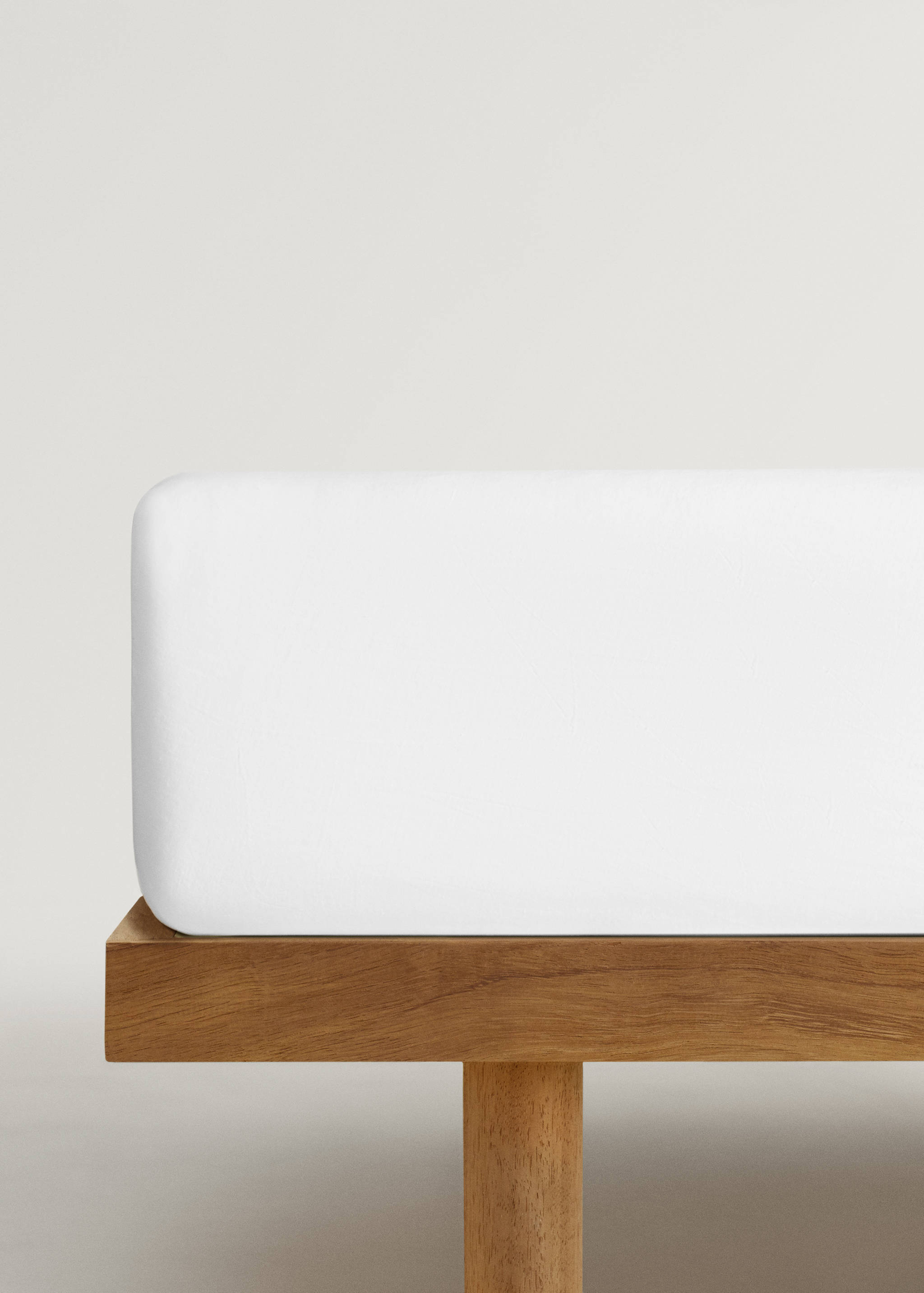 Washed linen fitted sheet for 150/160 cm bed - Article without model