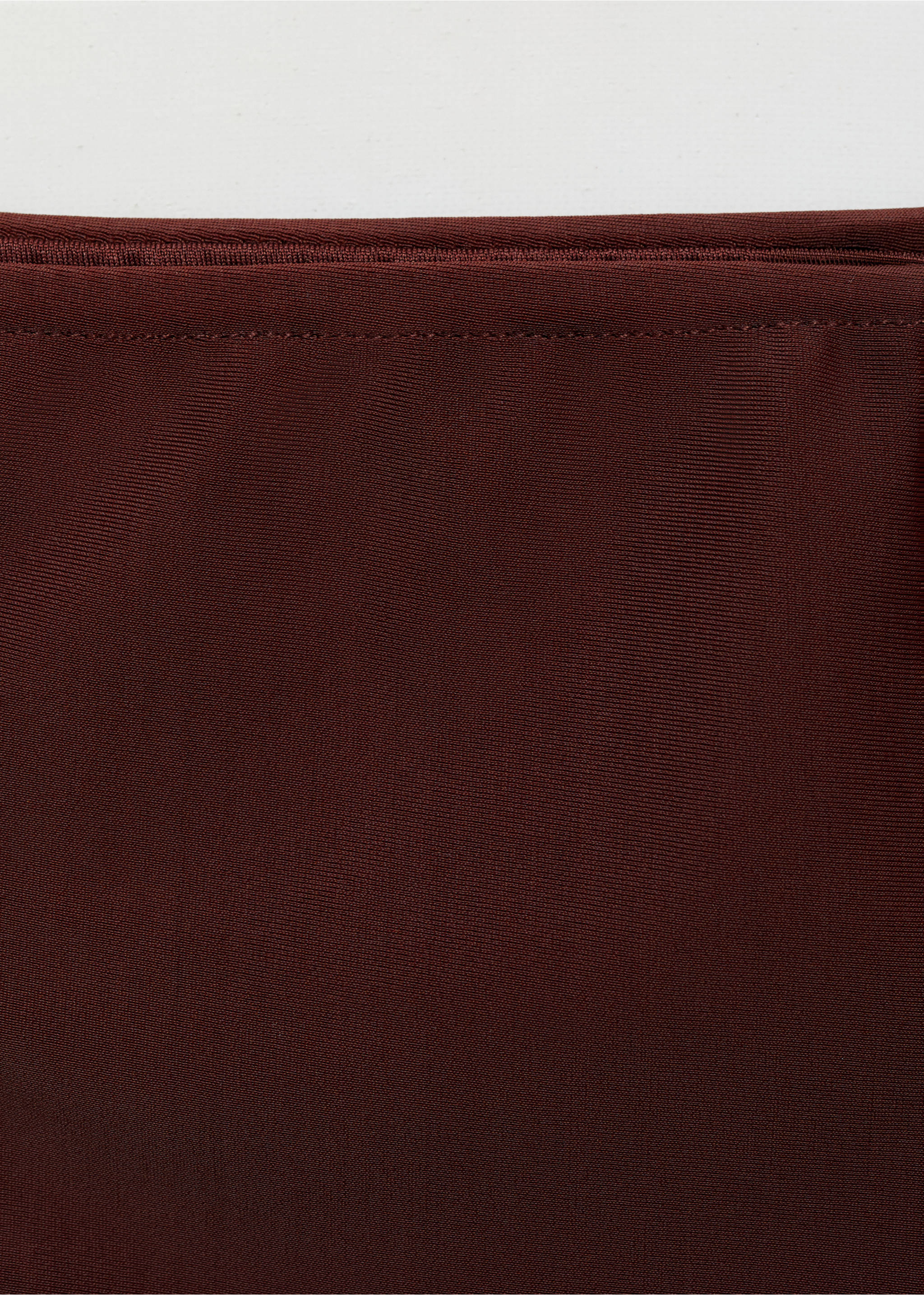 Bikinitrosa med rosetter - Detaljer om artikeln 0, Choklad. Ref: 87067677-00.