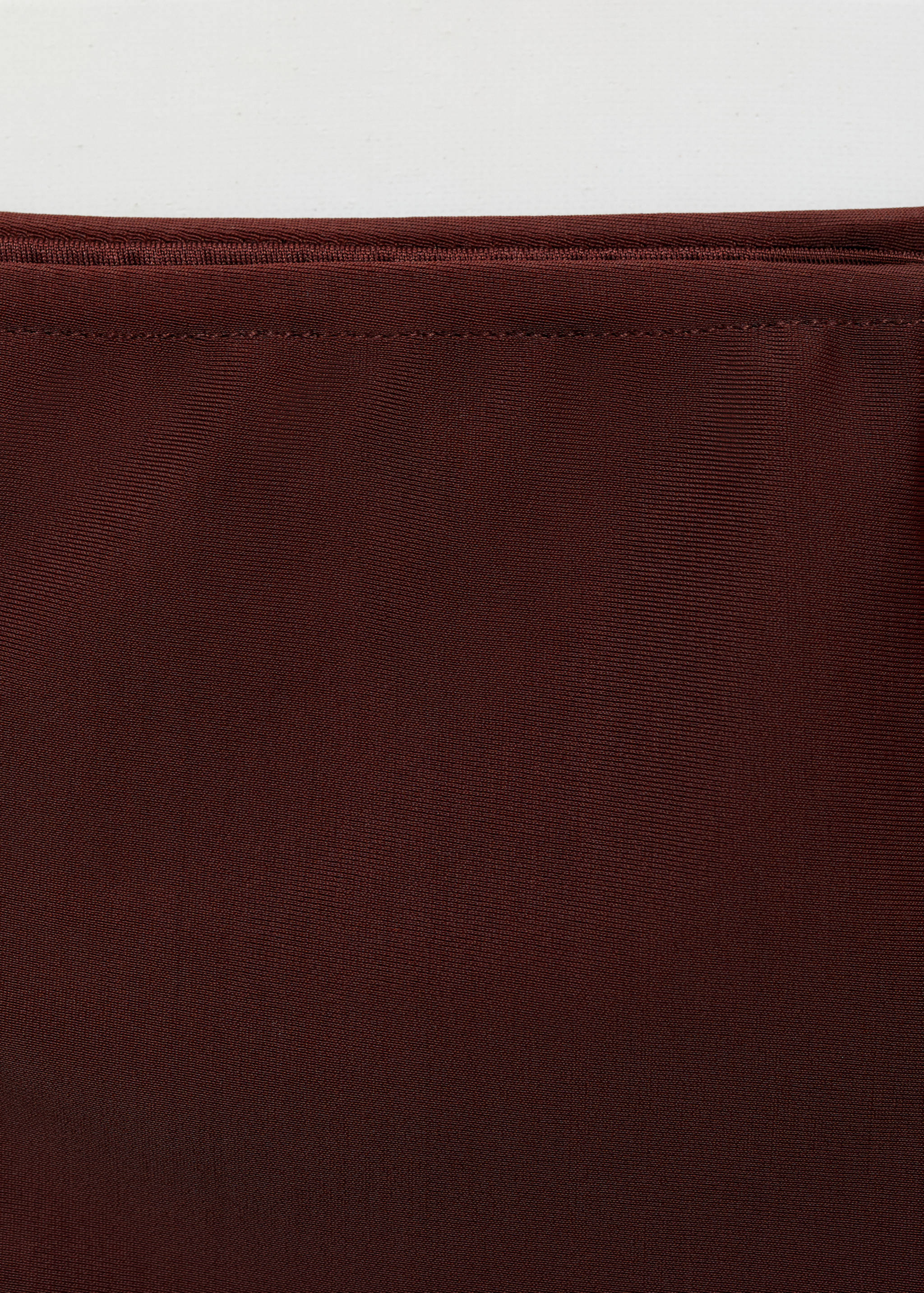 Bikinitrosa med rosetter - Detaljer om artikeln 0