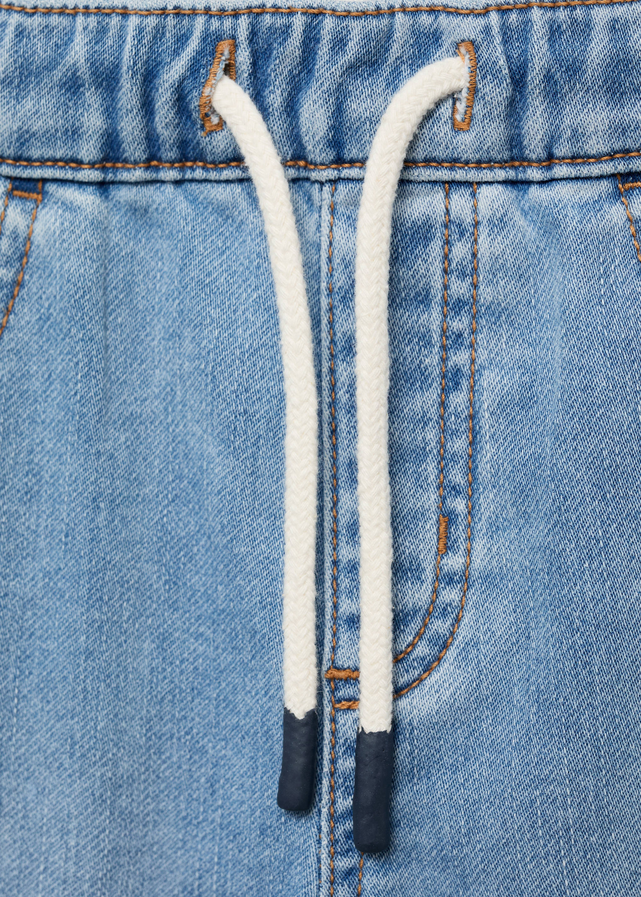 Jeans-Bermudas mit Kordel - Detail des Artikels 8