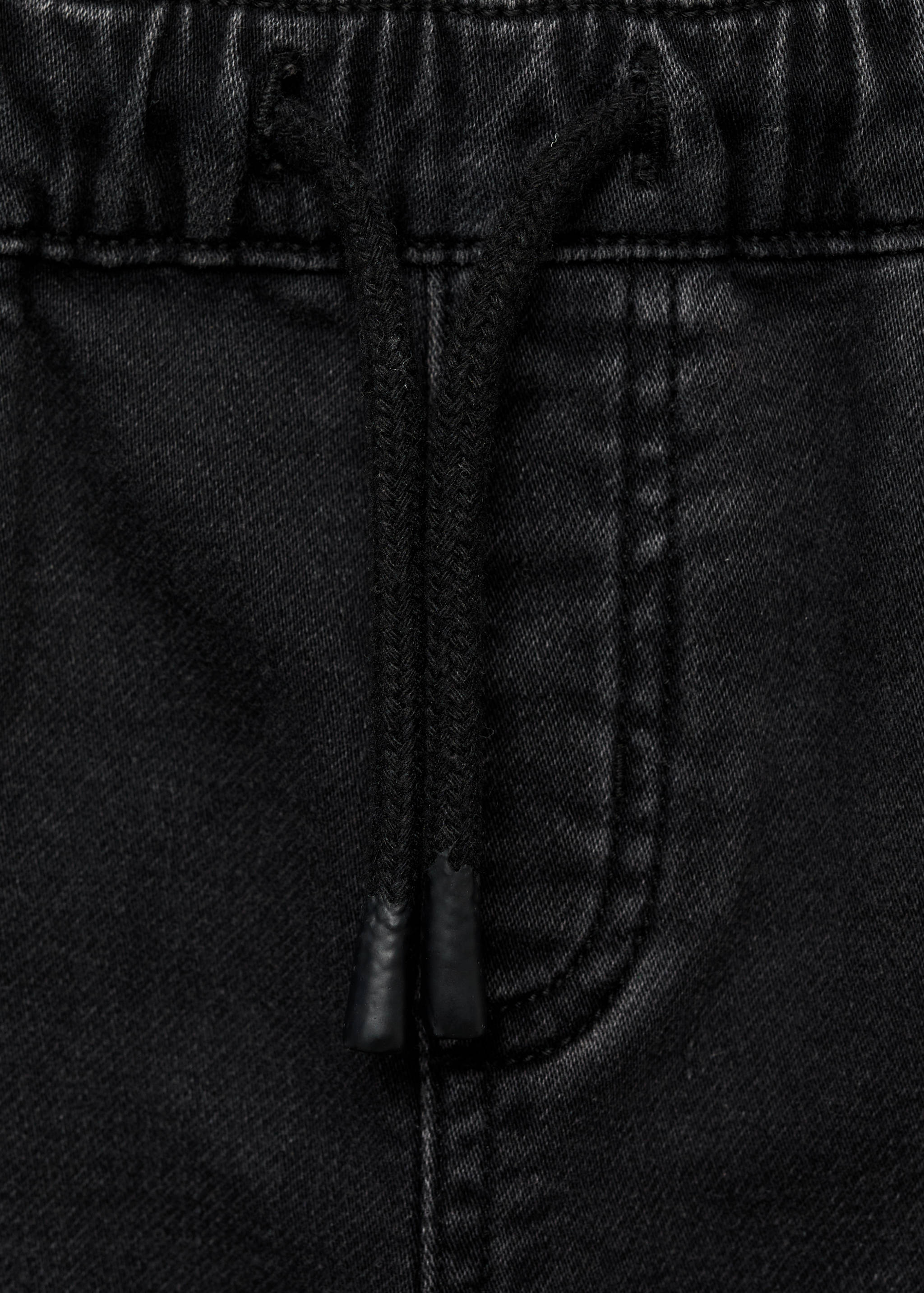 Jeans-Bermudas mit Kordel - Detail des Artikels 8