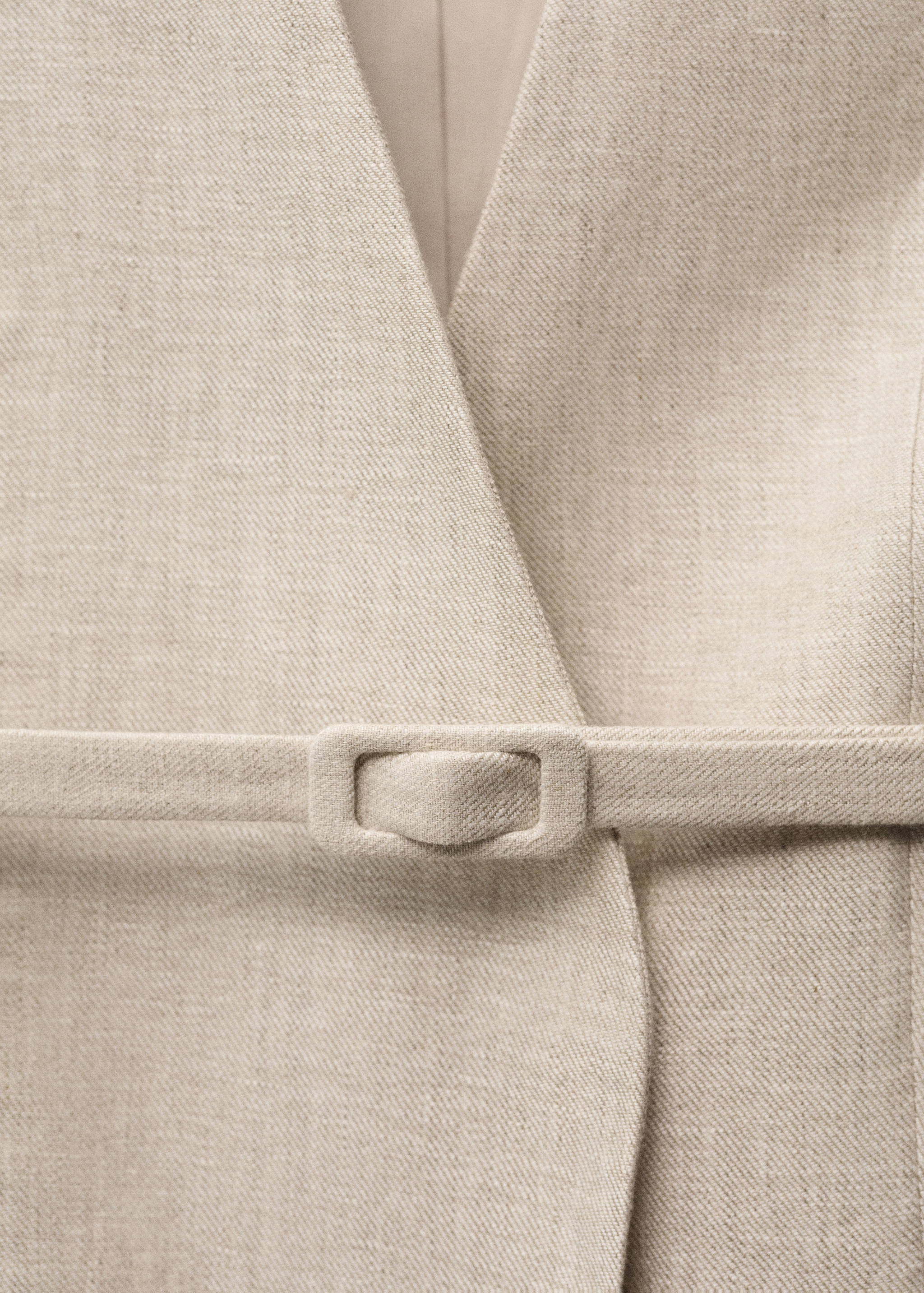 Linen suit jacket with belt - Details of the article 0