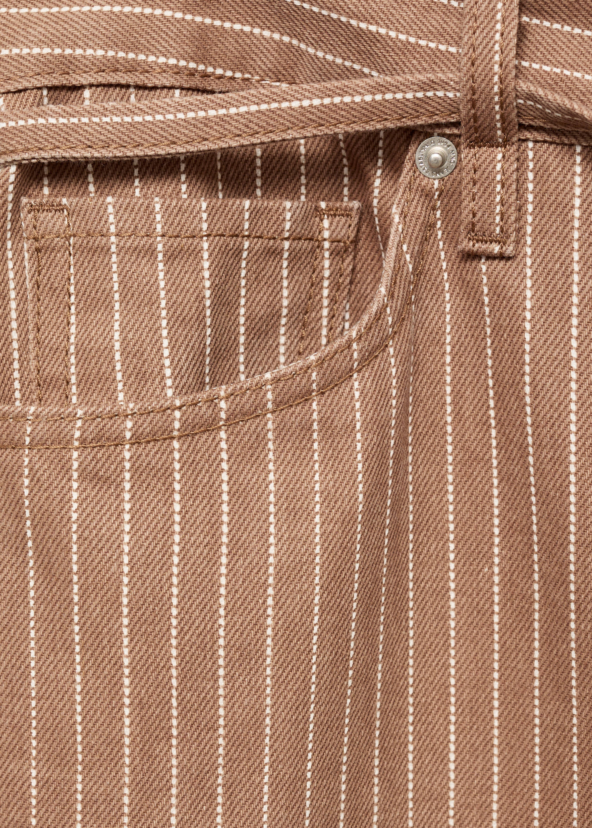 Gestreifte Wideleg-Jeans mit niedriger Bundhöhe und Gürtel - Detail des Artikels 0