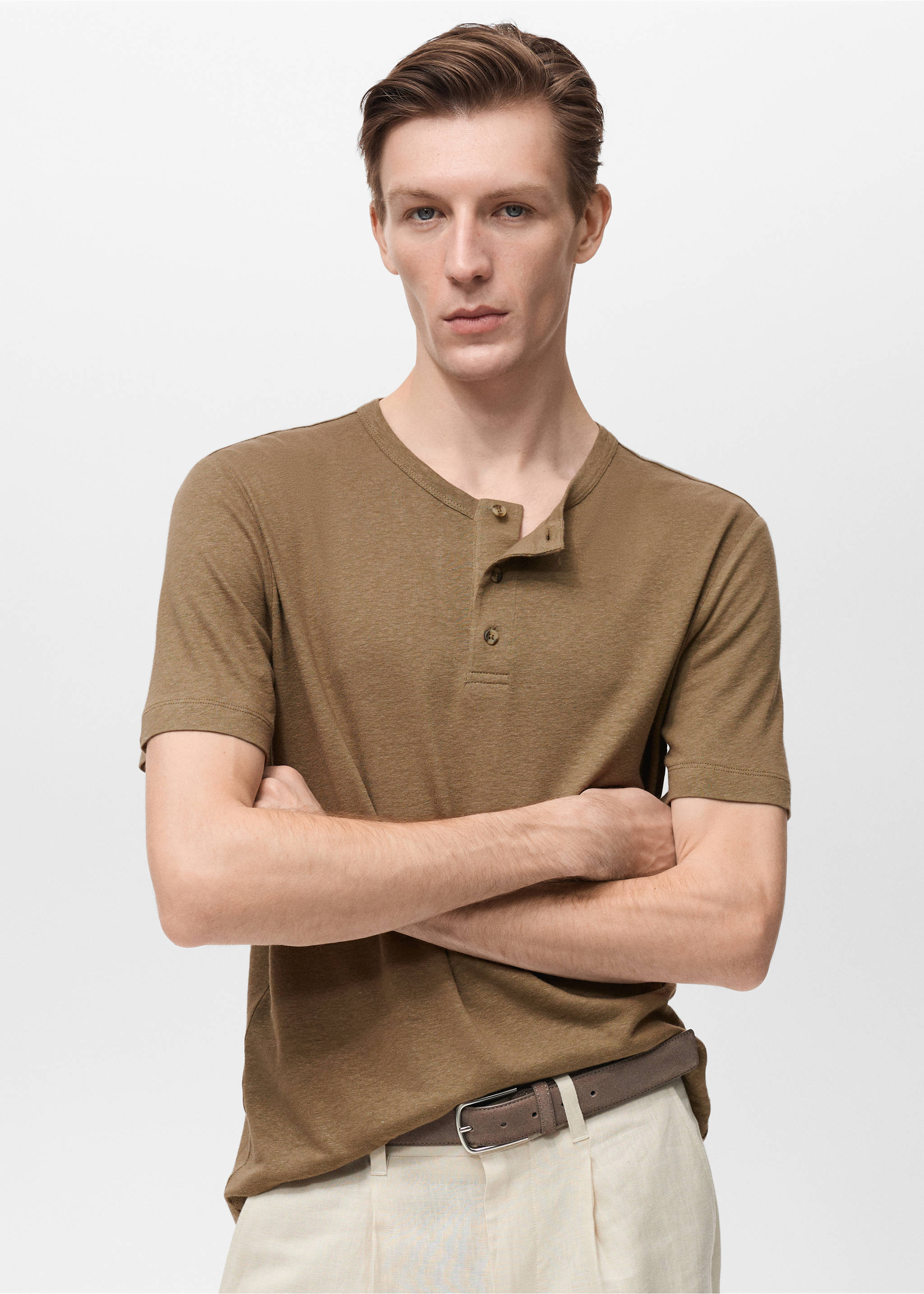 Camiseta lino botones - Plano medio, Khaki. Ref: 87067888-00.