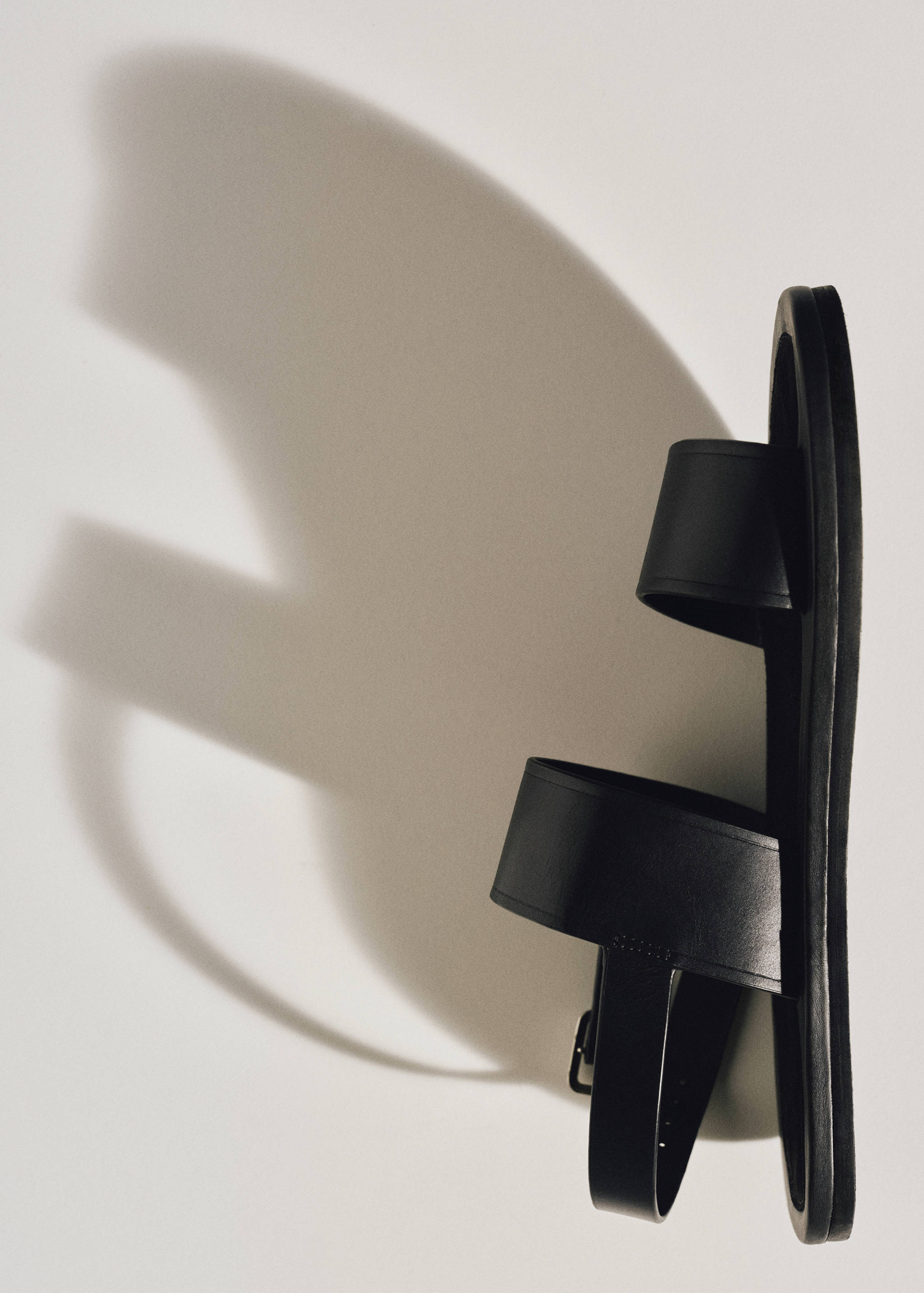 Sandales à lanières cuir - Plan général