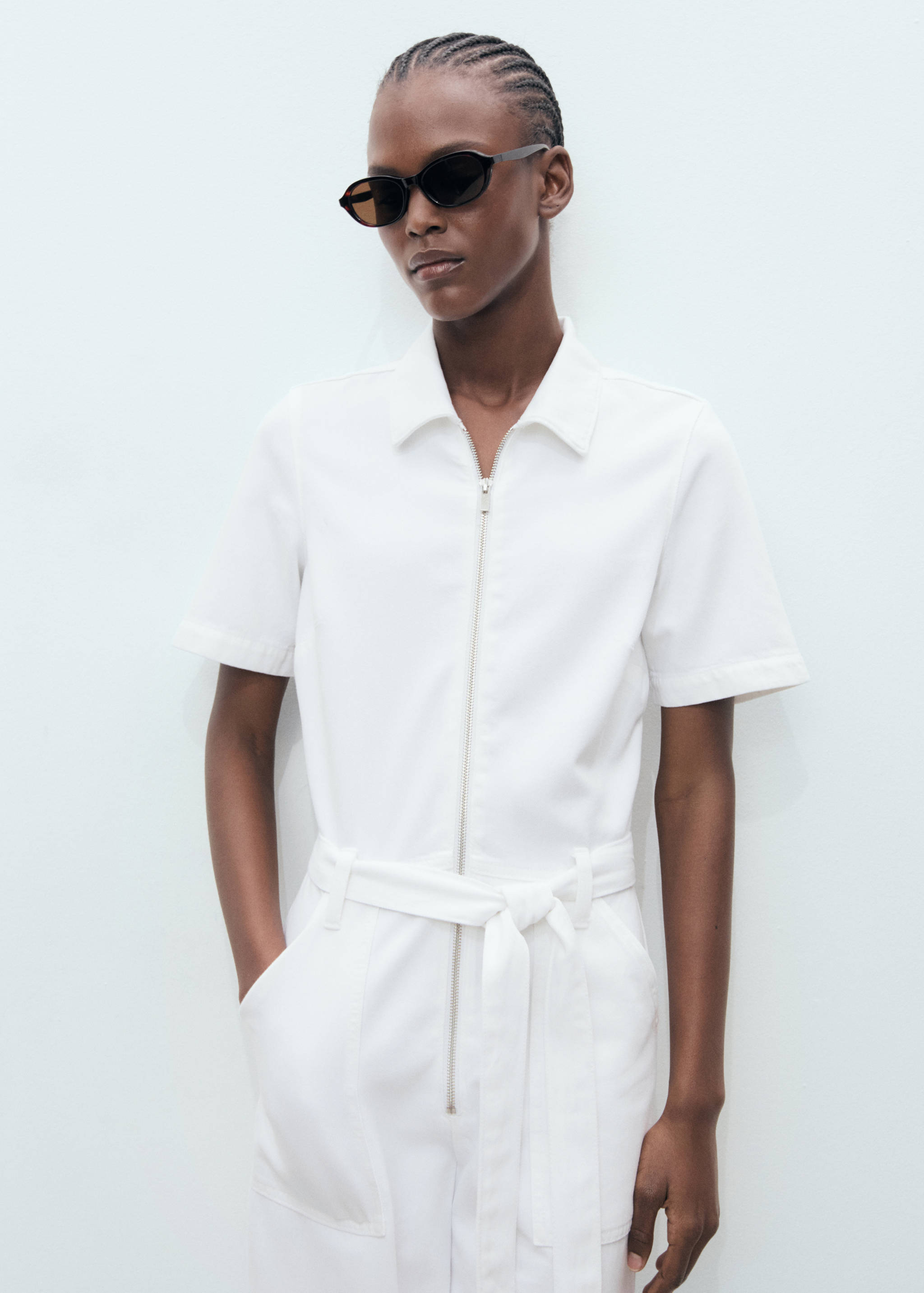 Combinaison jean ceinture - Plan moyen