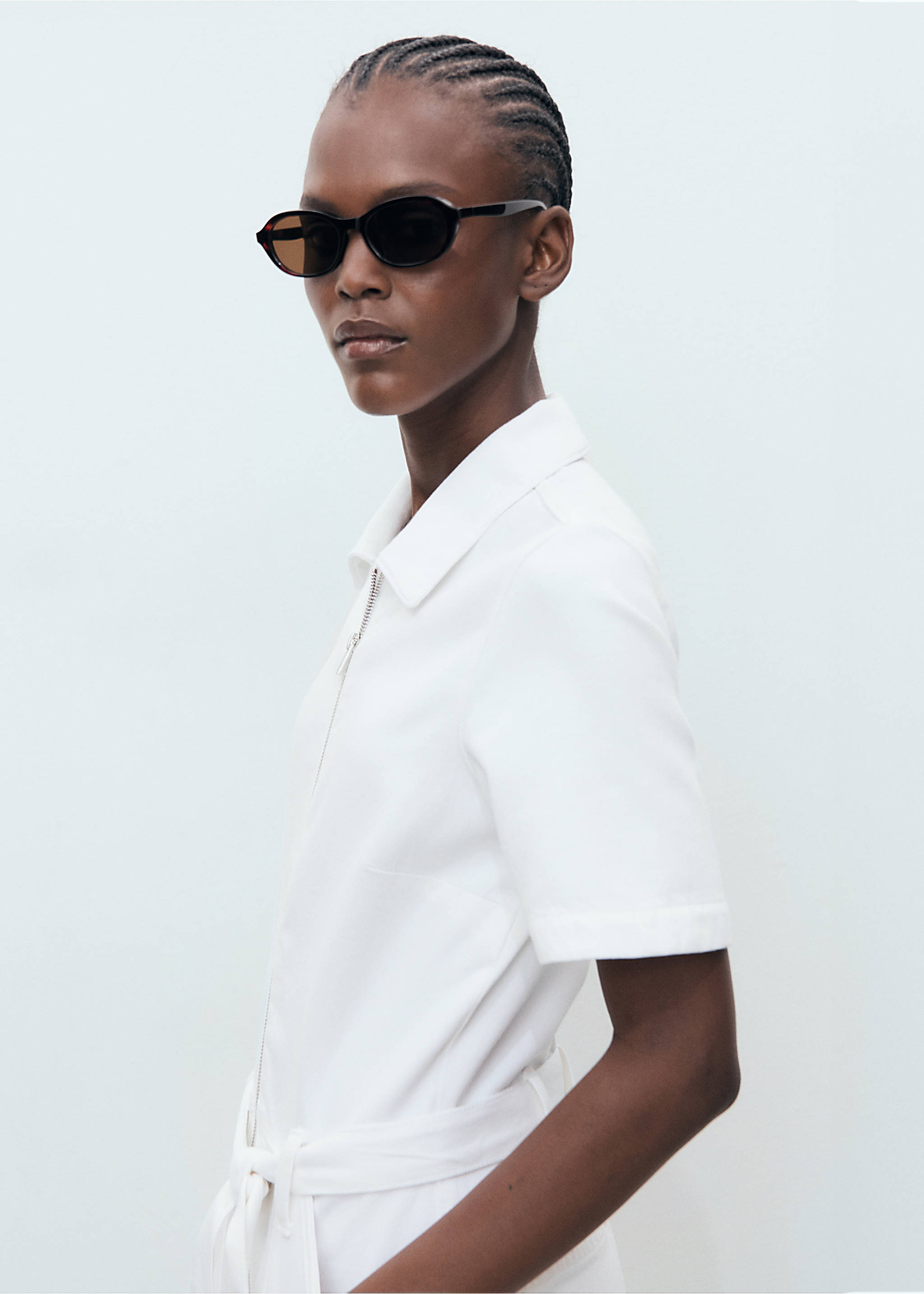 Mono vaquero cinturón - Detalle del artículo 2, Blanco. Ref: 87067893-00.