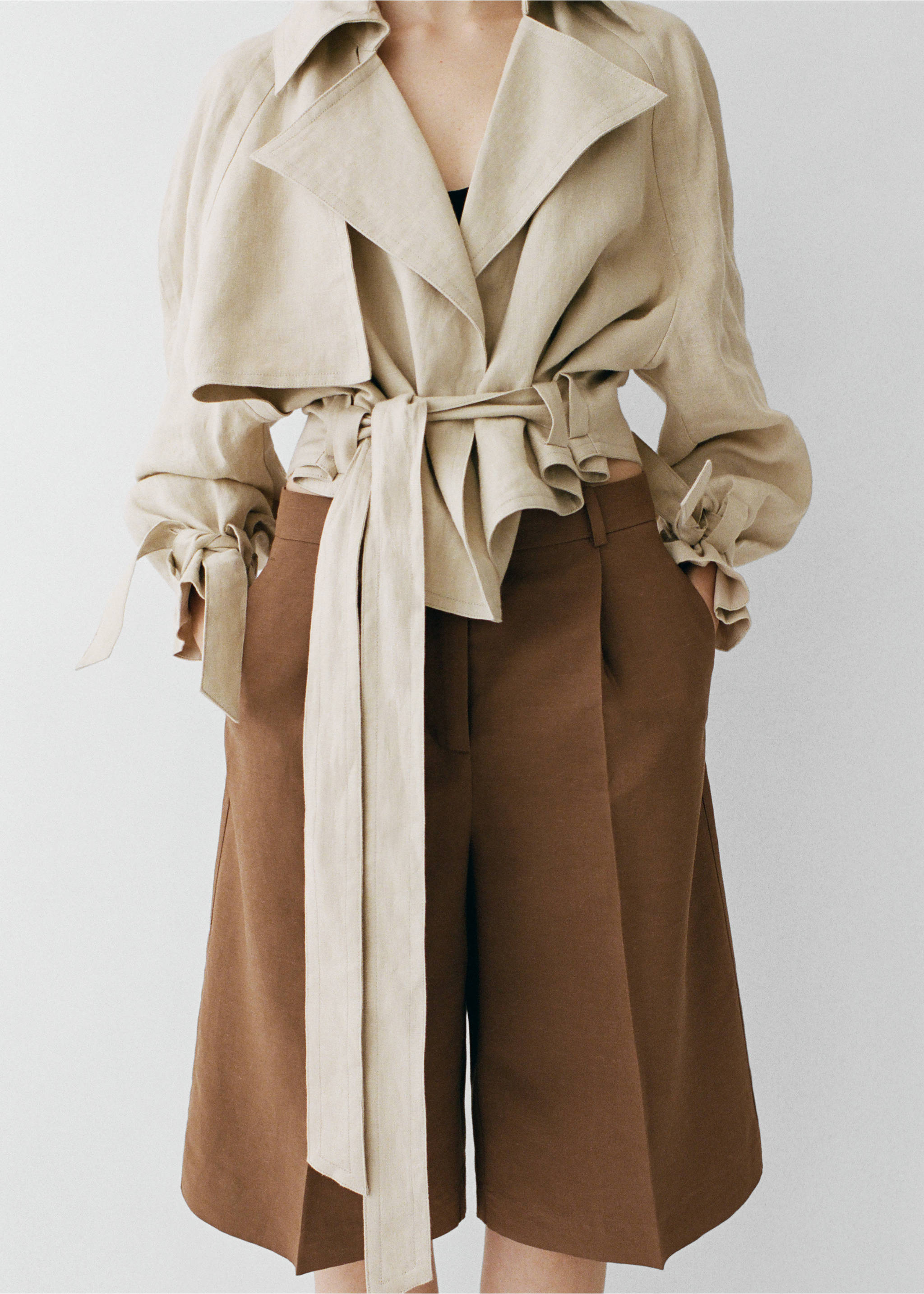 Anzug-Bermudashorts aus Leinengemisch - Detail des Artikels 7, Schokolade. Ref: 87067896-00.