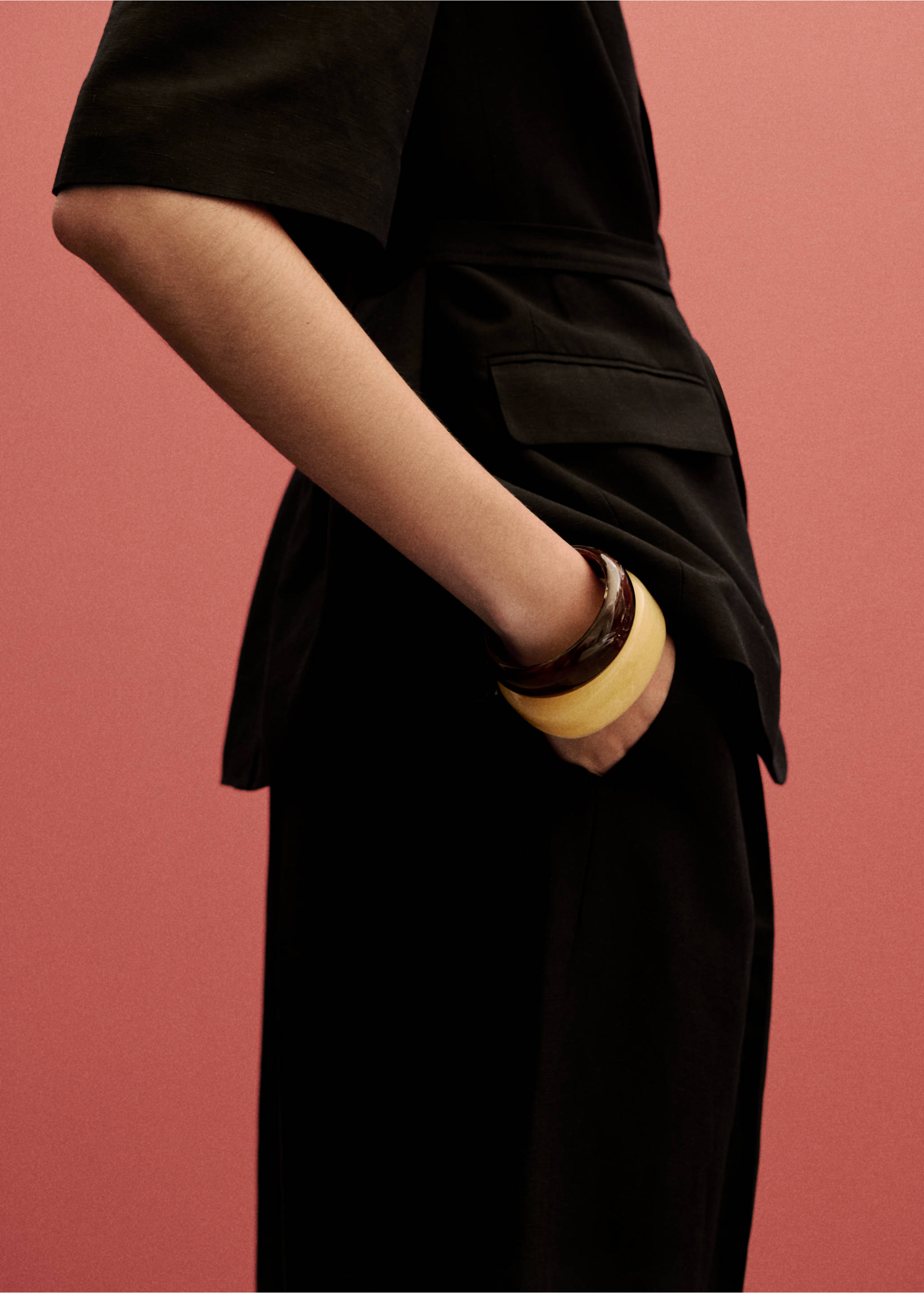 Bermuda de costume lin mélangé - Plan moyen, Noir. Ref: 87067896-00.