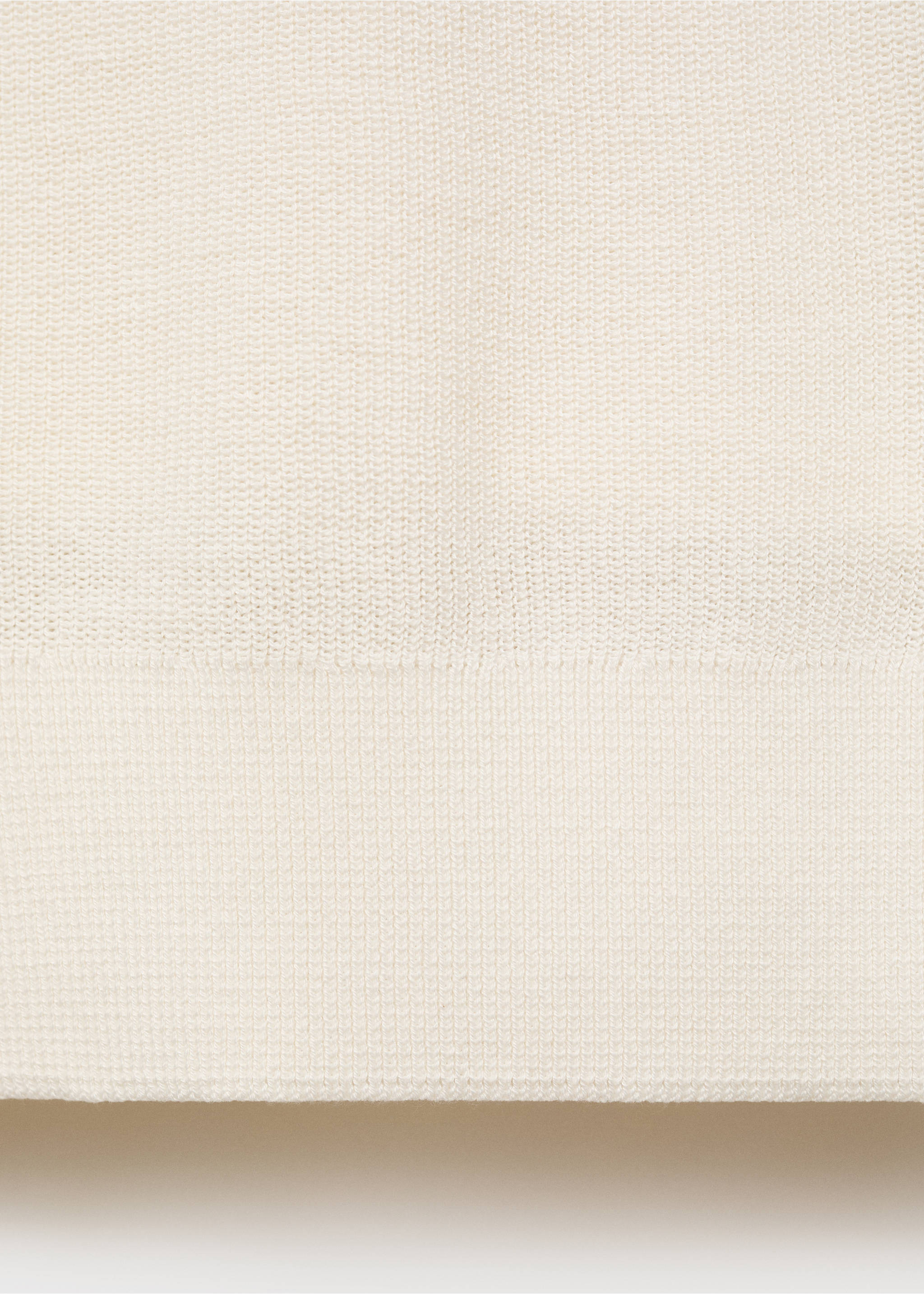 Shirt aus Feinstrick - Detail des Artikels 0, Ecru. Ref: 87067897-00.