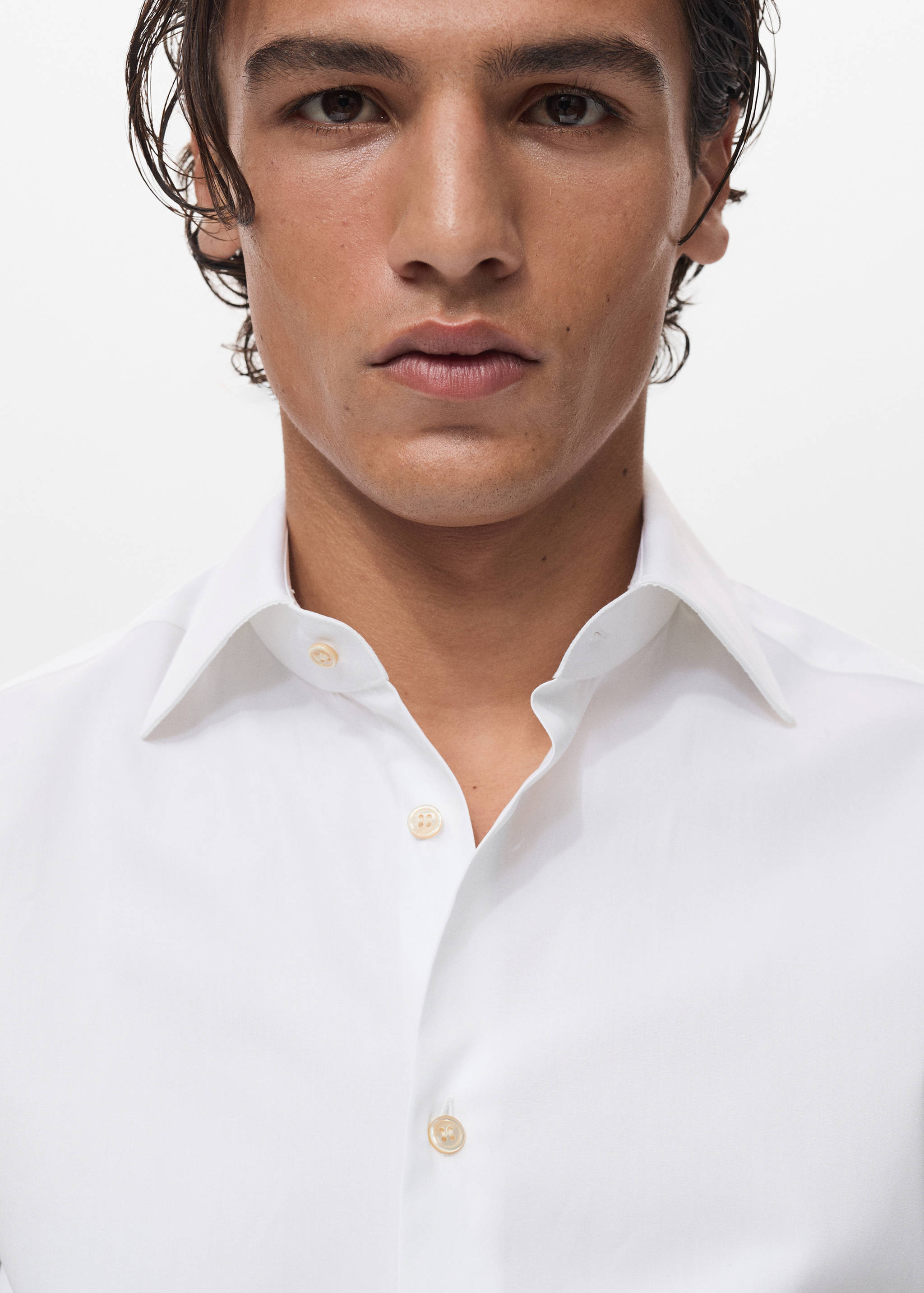 100% cotton slim fit shirt - Details of the article 1