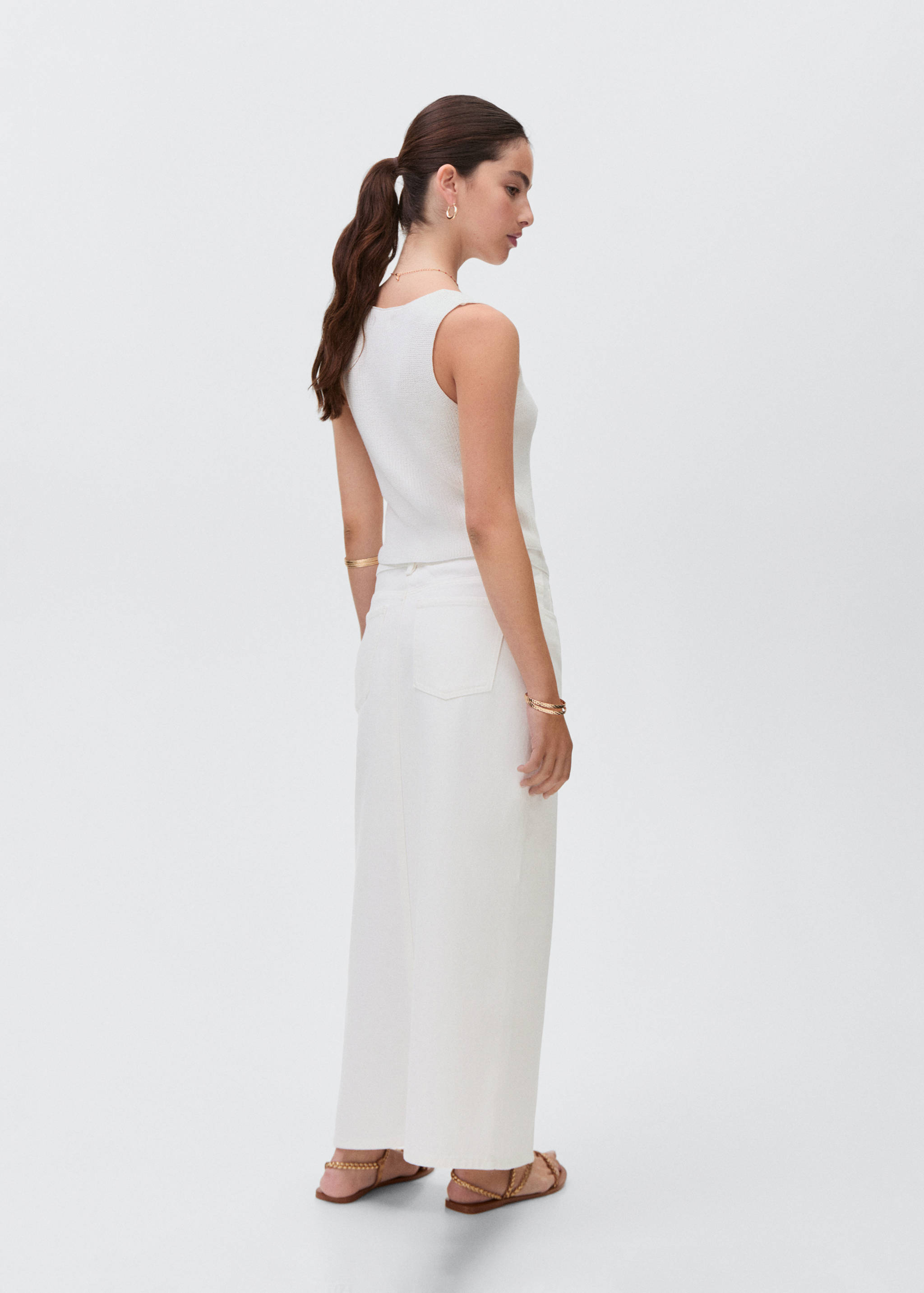 Long denim skirt - Reverse of the article