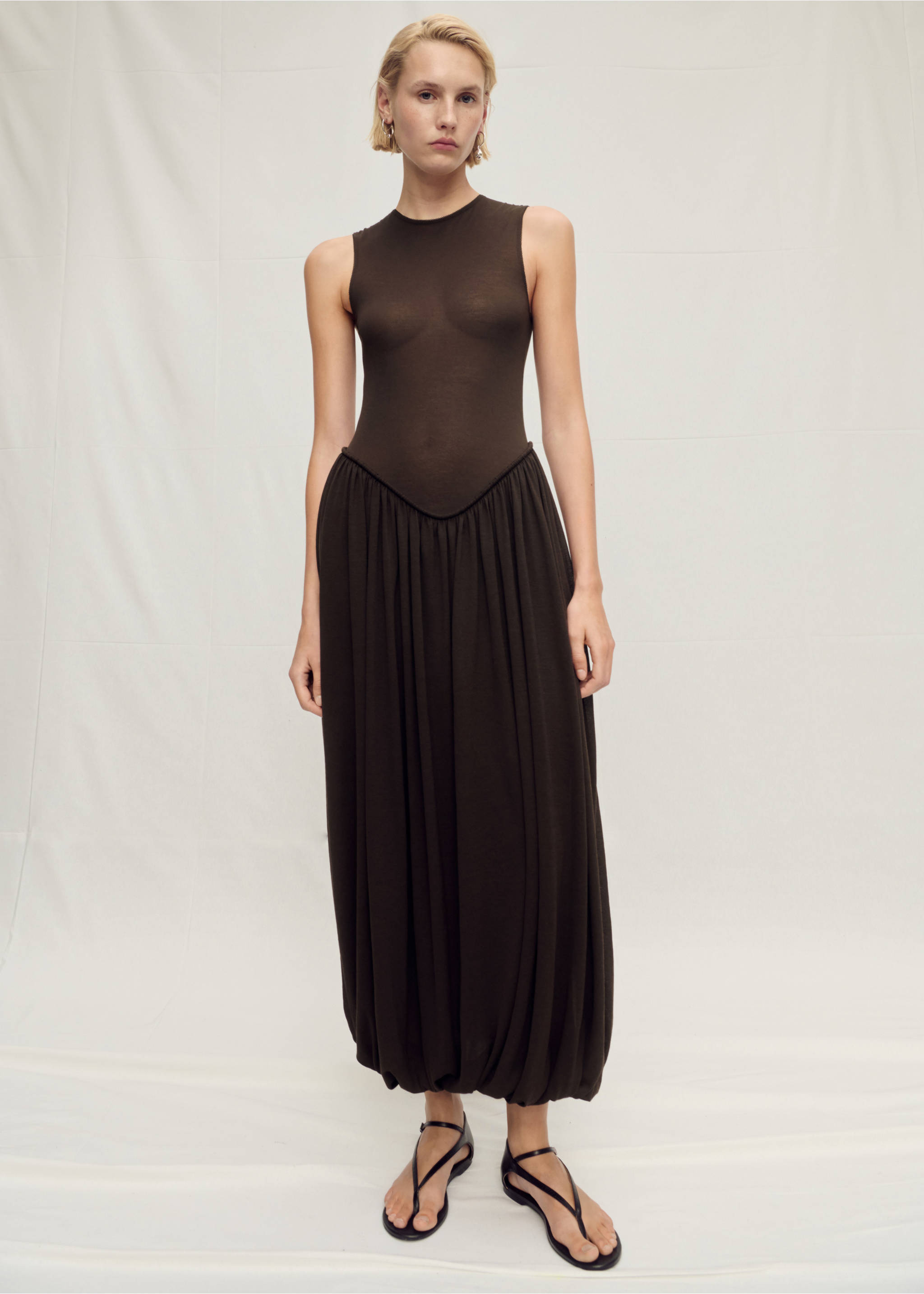 Semi-transparent dress with puffed hem - Details of the article 2, Chocolate. Ref: 87067904-00.