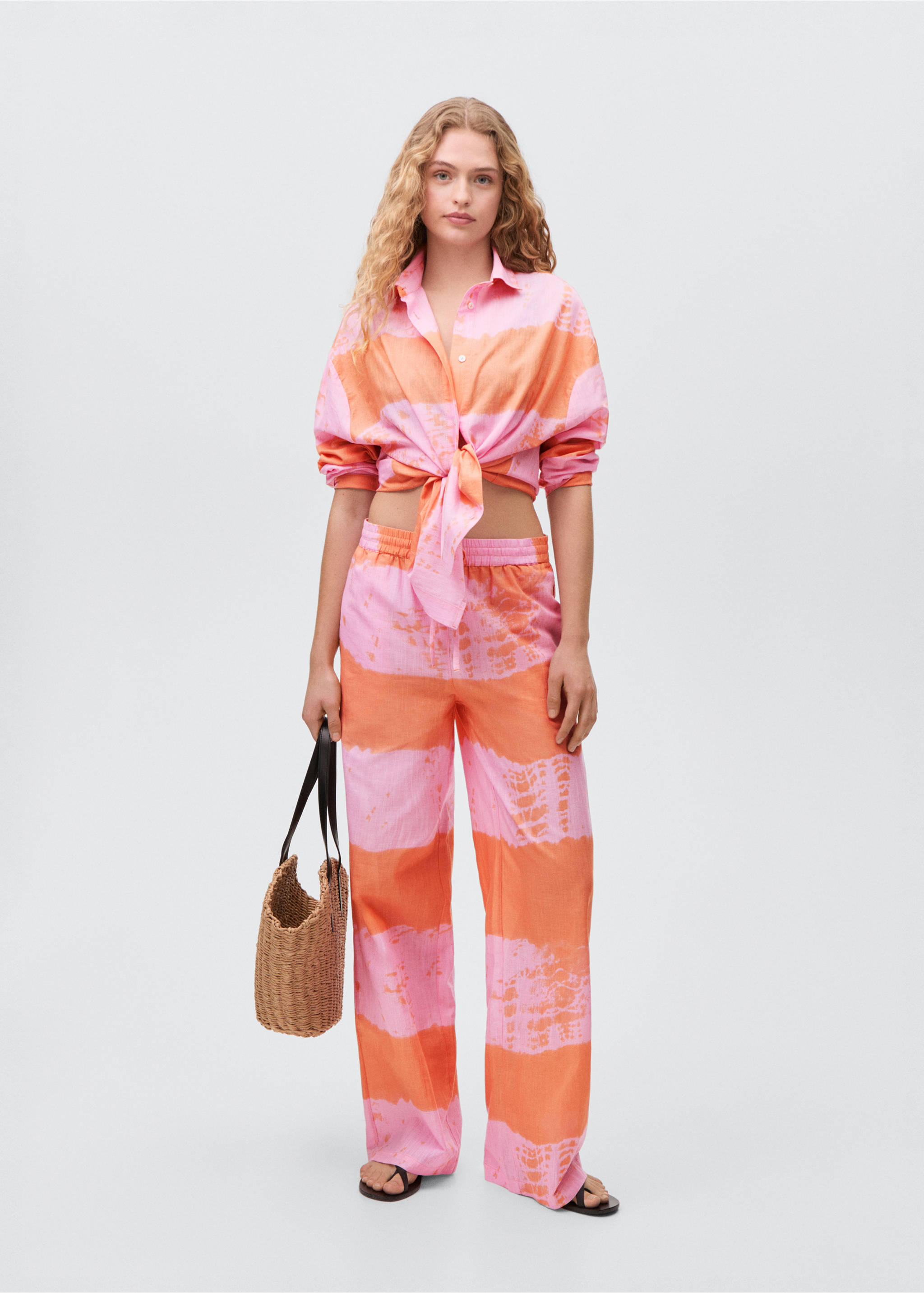 Bedrukte rechte broek - Detail van het artikel 2, Roze. Ref: 87068264-00.