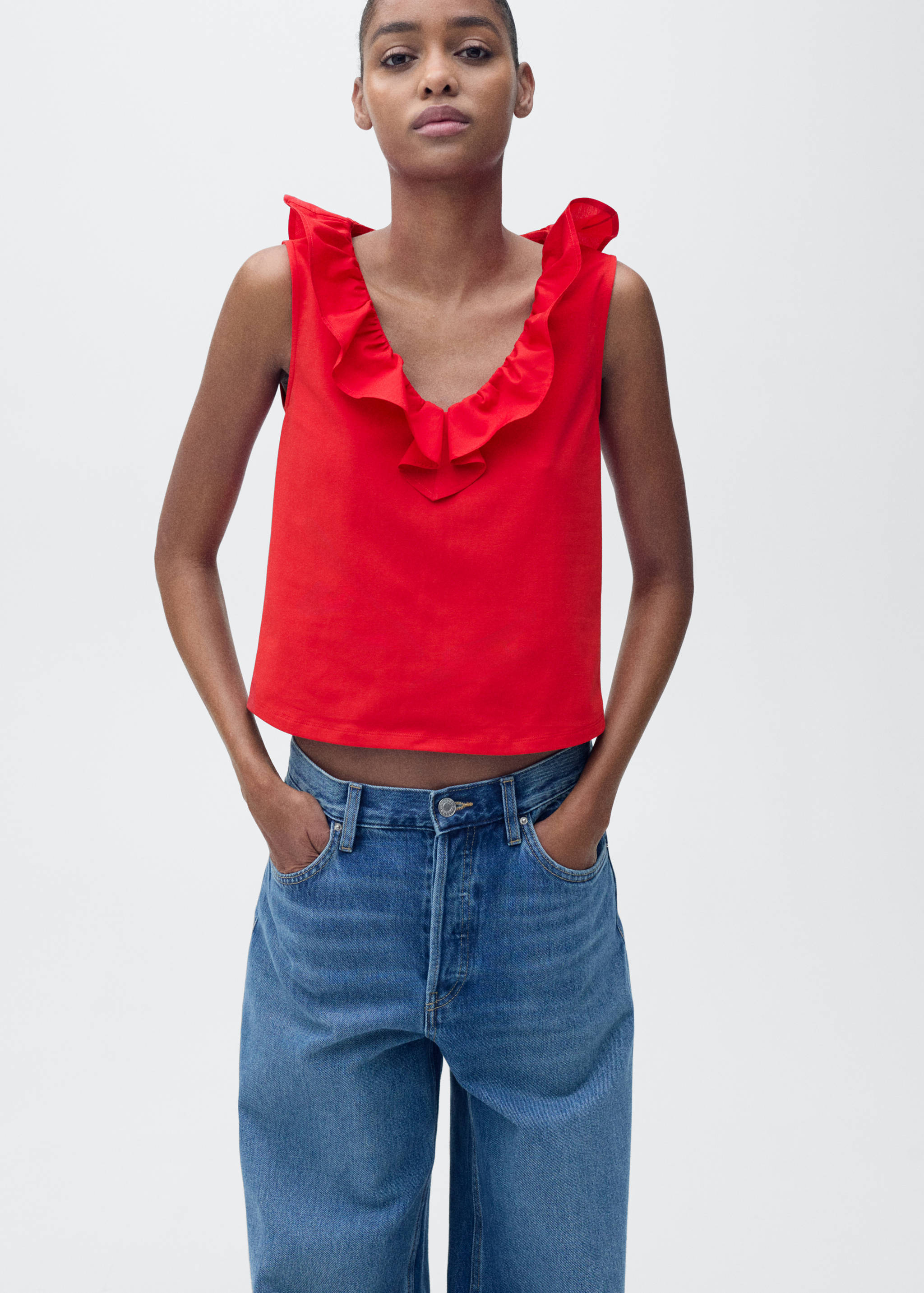 Cotton top with ruffles - Medium plane