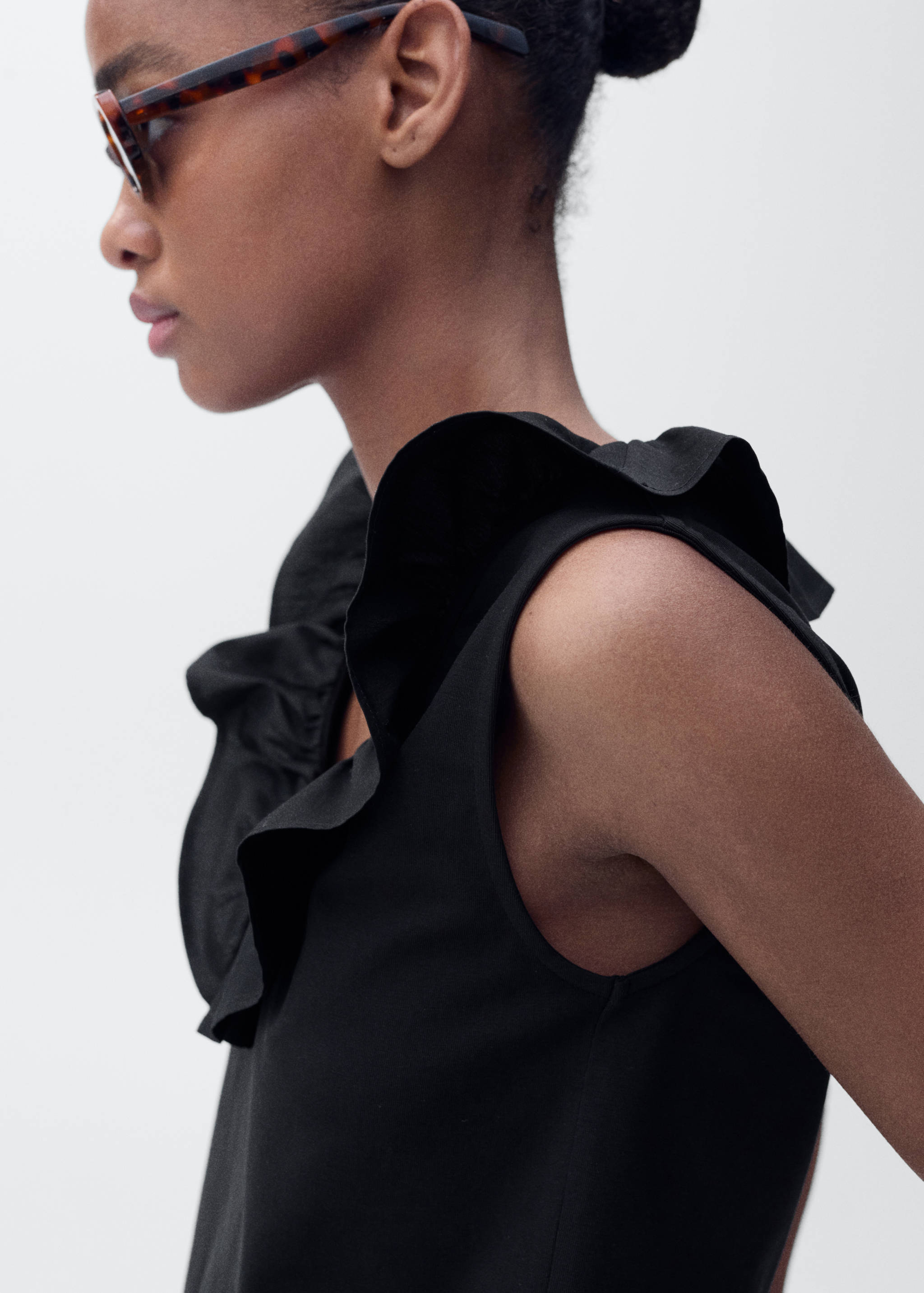 Cotton top with ruffles - Details of the article 1