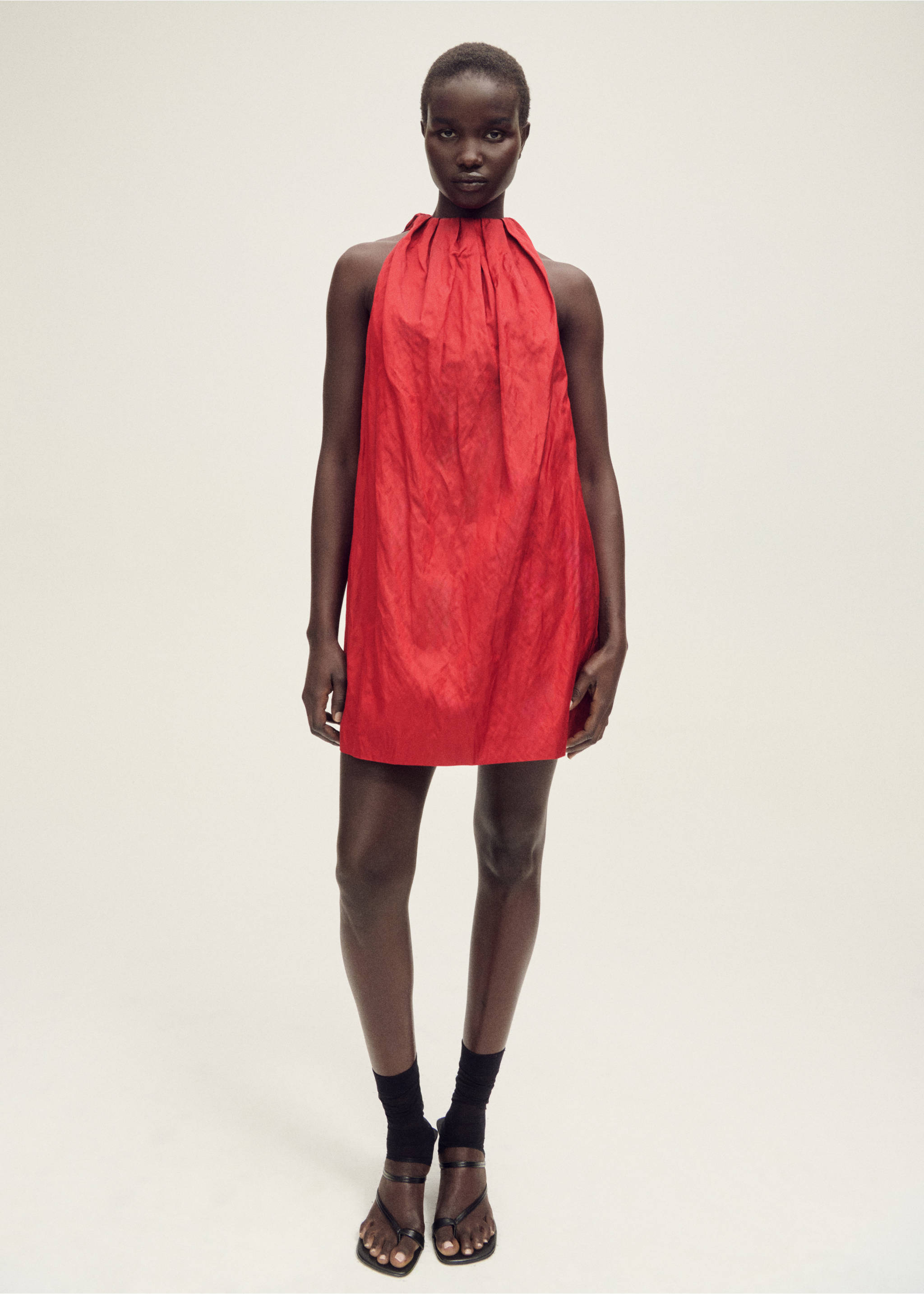Halter dress with bow detail - General plane, Red. Ref: 87068274-00.