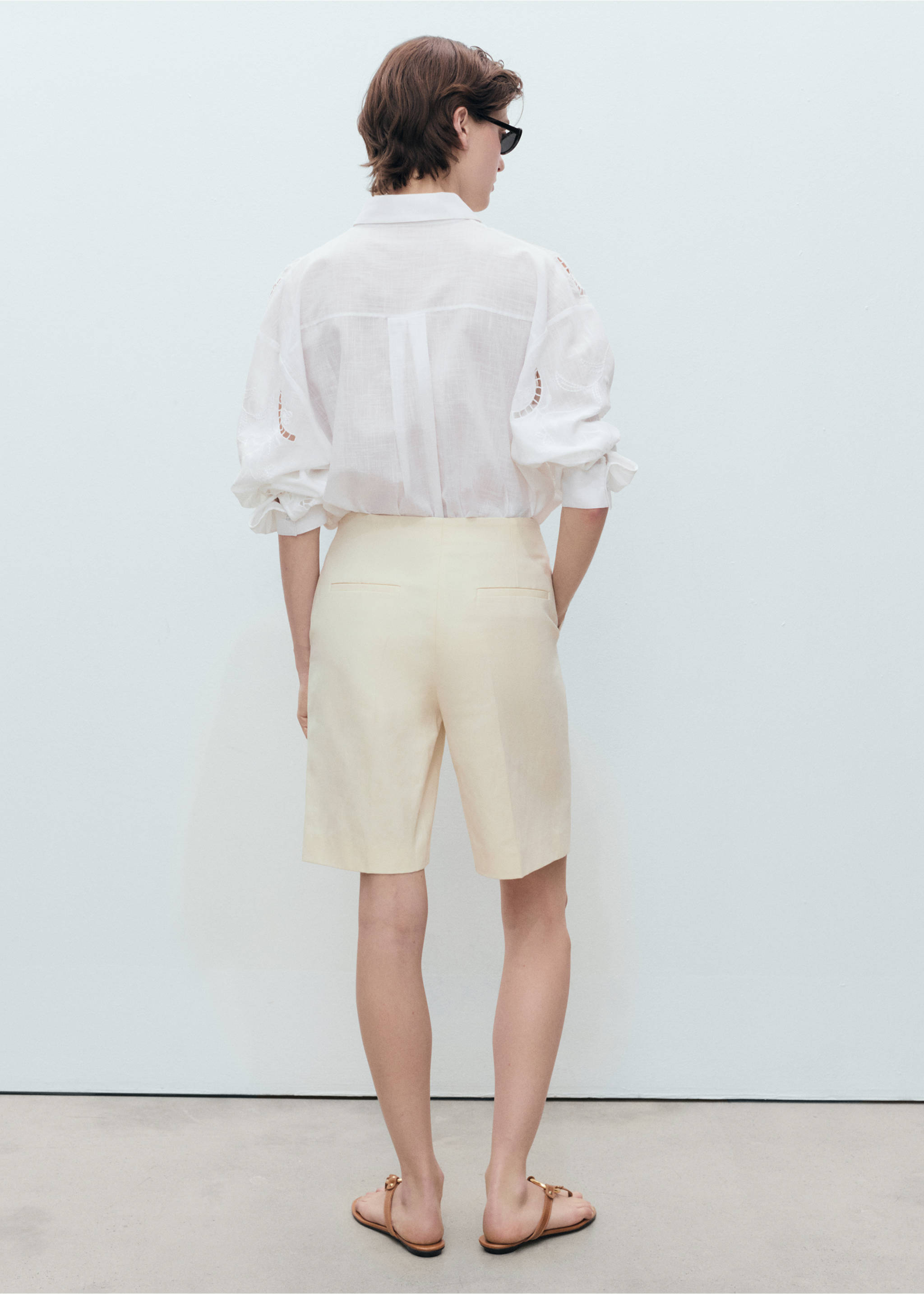 Oversized embroidered shirt - Reverse of the article, Off White. Ref: 87068645-00.