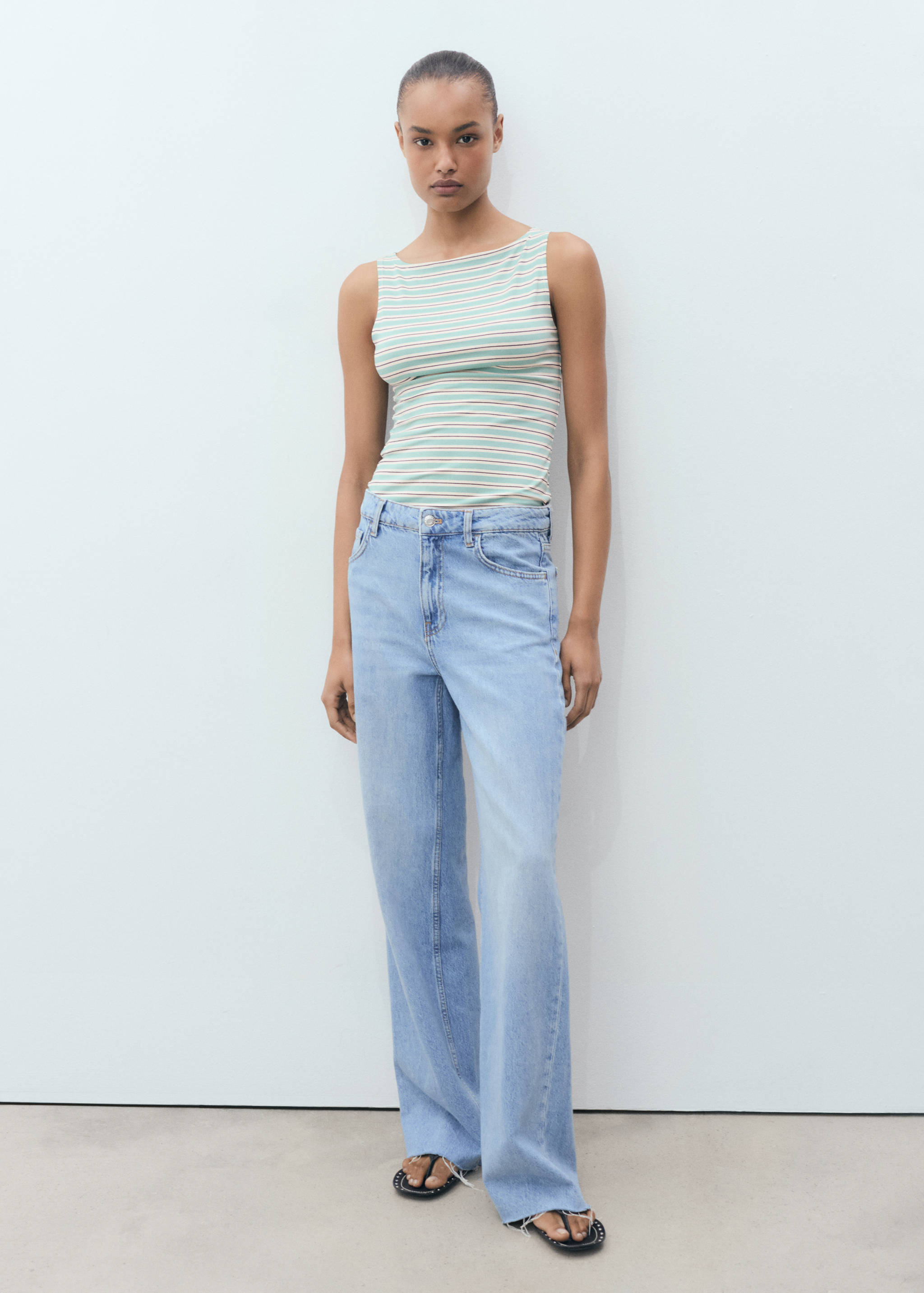 Striped boat-neck top - General plane